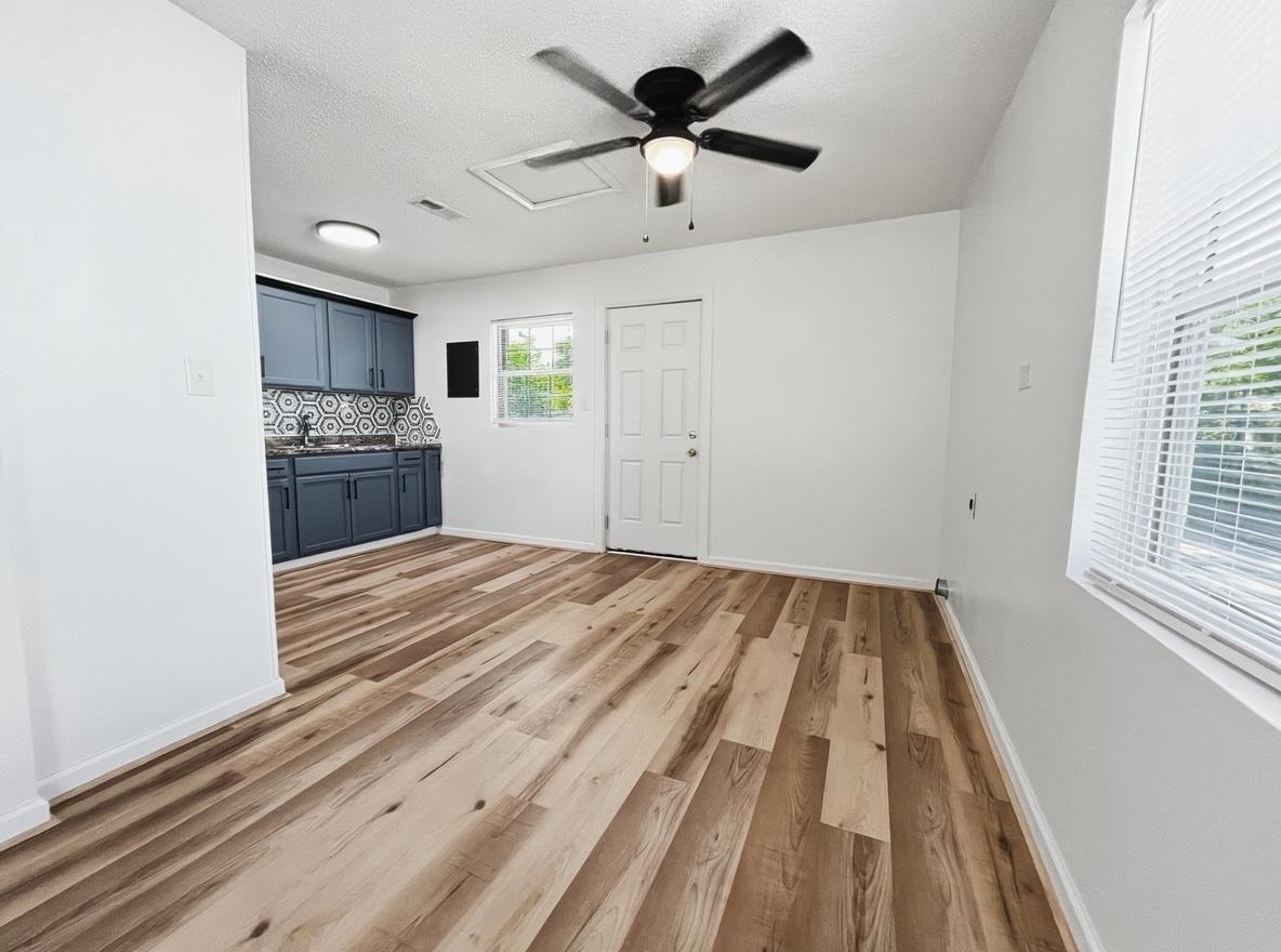 4557 S Hemlock Avenue Wichita KS 67216