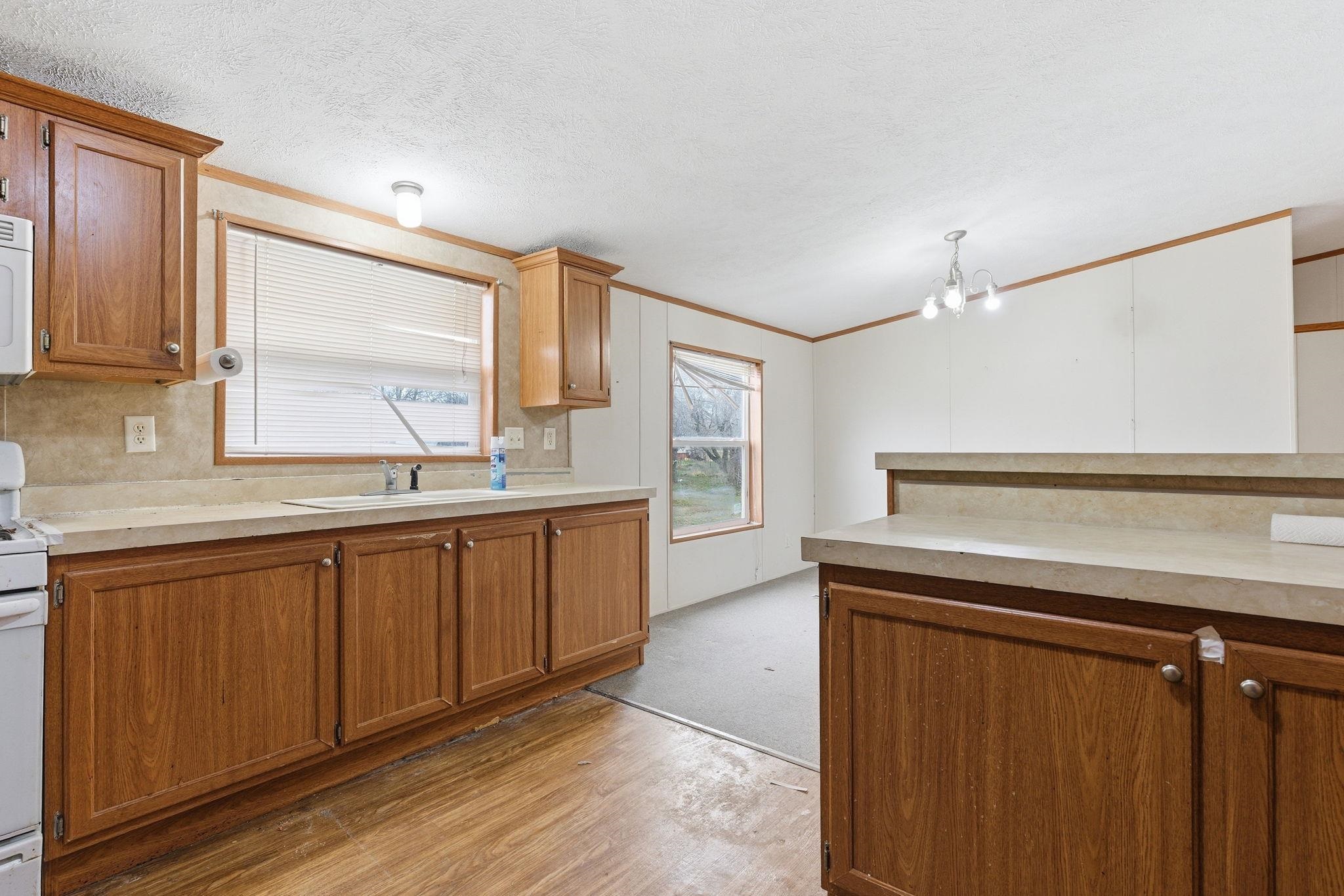 21311 85th Road Winfield KS 67156