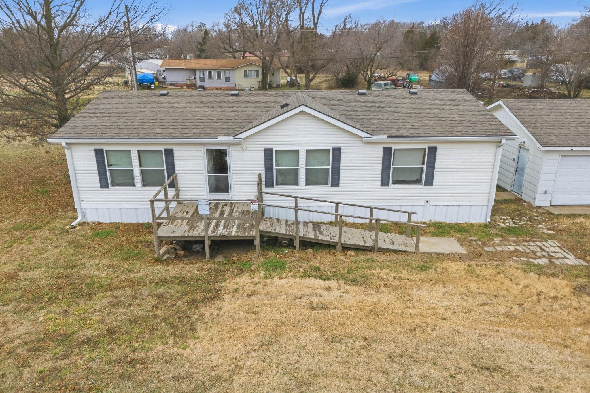 21311 85th Road Winfield KS 67156