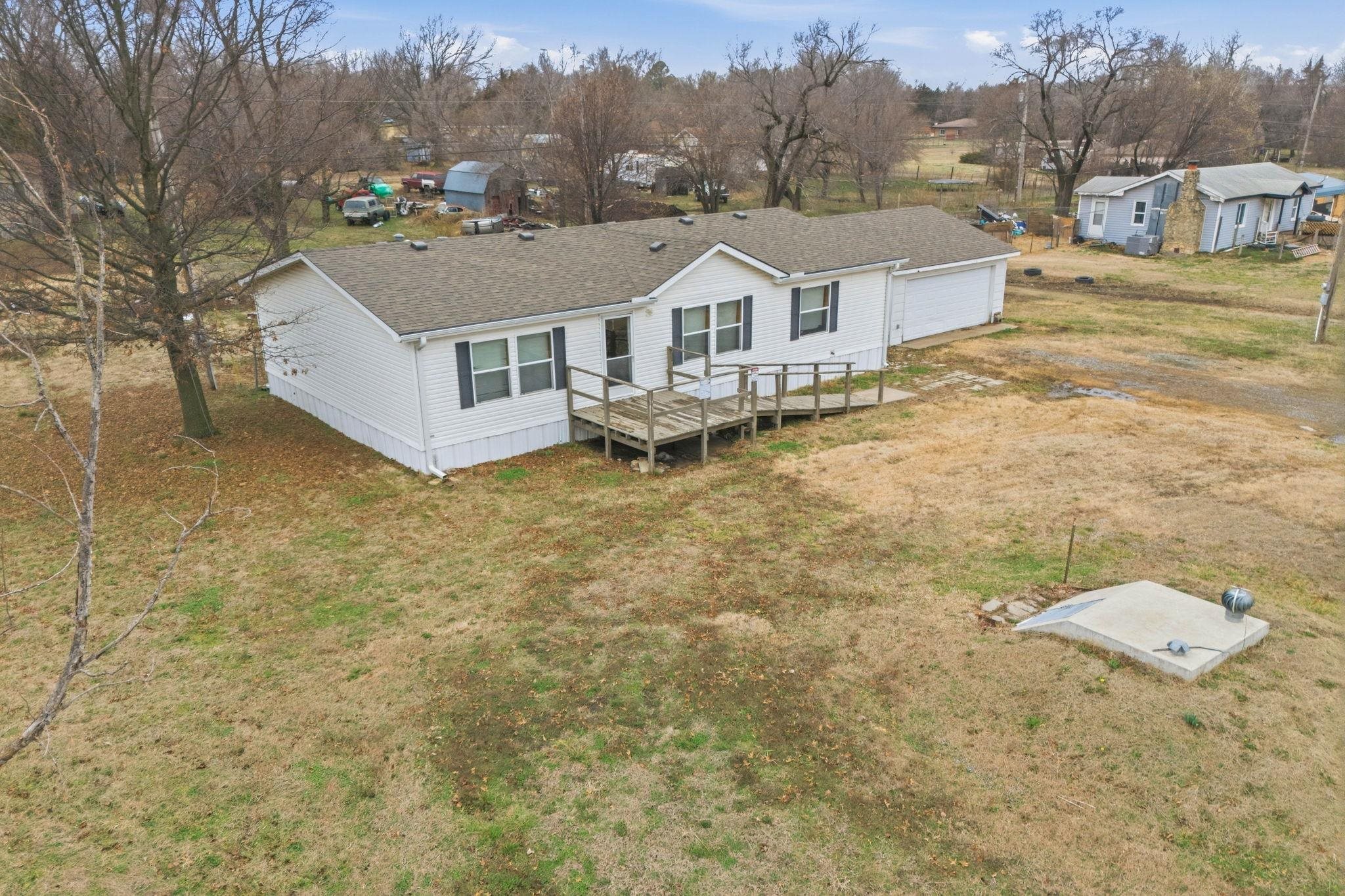 21311 85th Road Winfield KS 67156