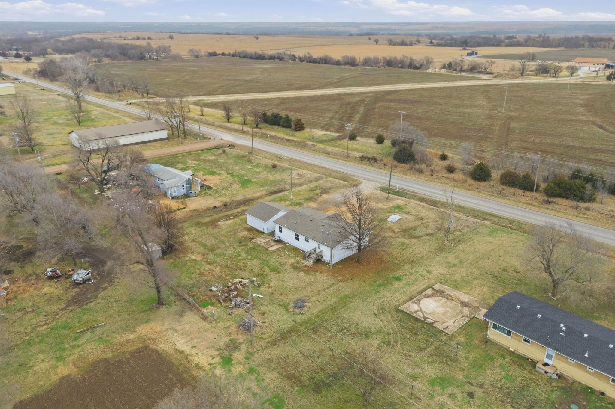 21311 85th Road Winfield KS 67156