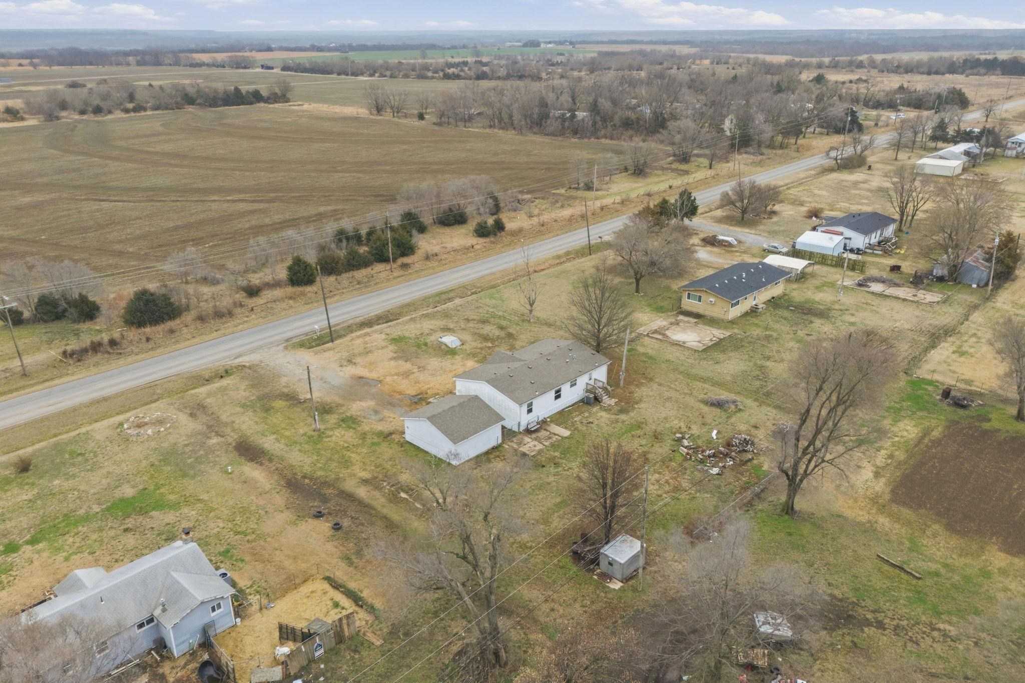 21311 85th Road Winfield KS 67156