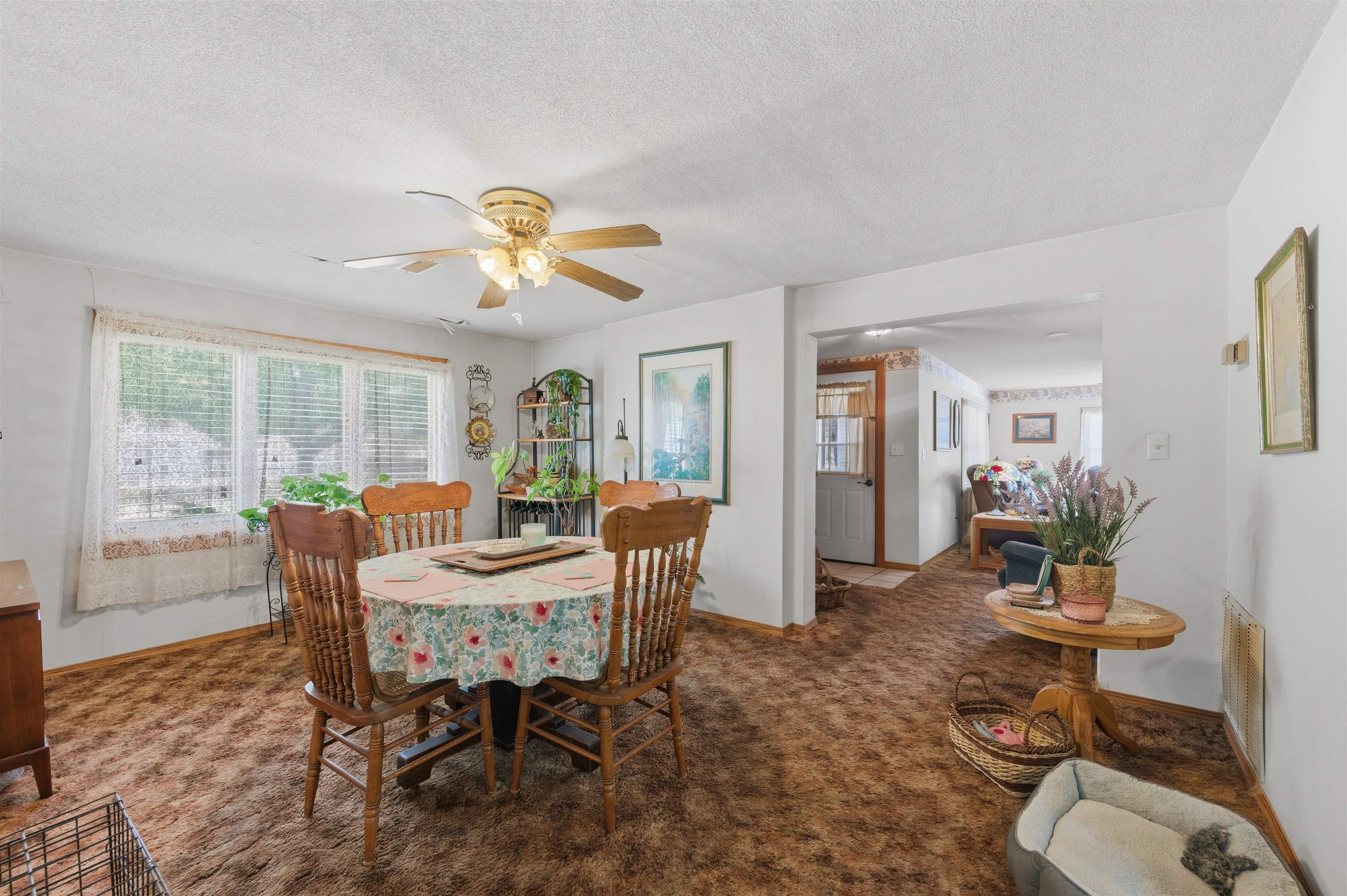 137 N Davidson Avenue Bentley KS 67016