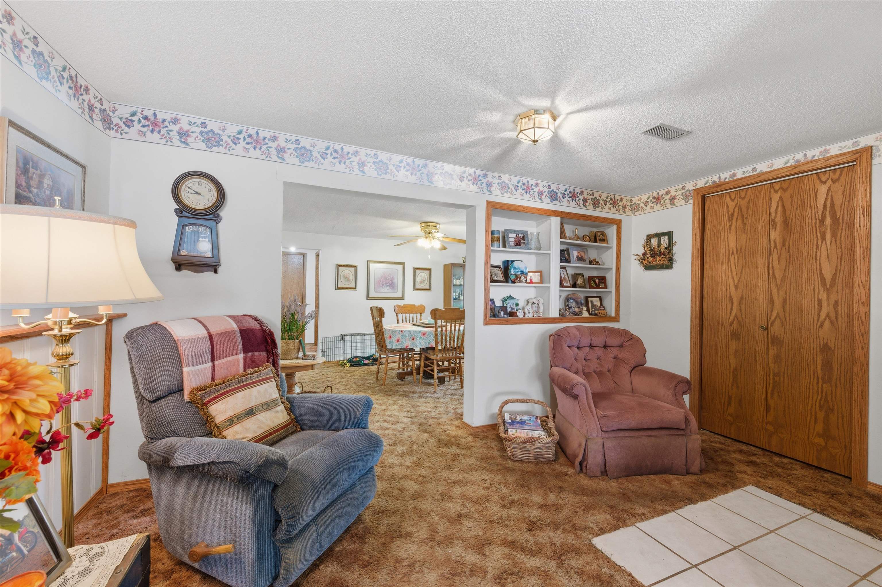 137 N Davidson Avenue Bentley KS 67016