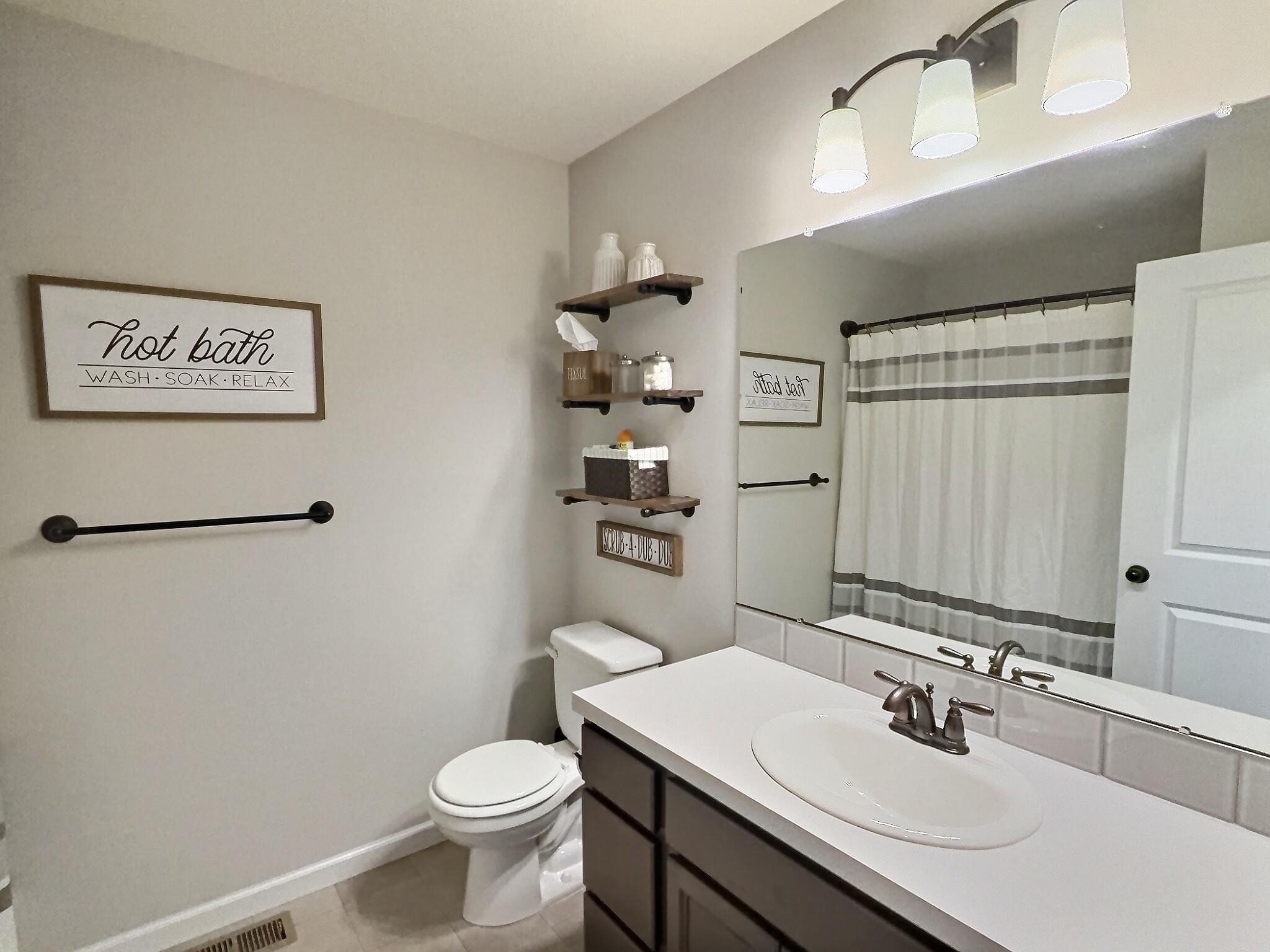 2021 Chestnut Street Newton KS 67114