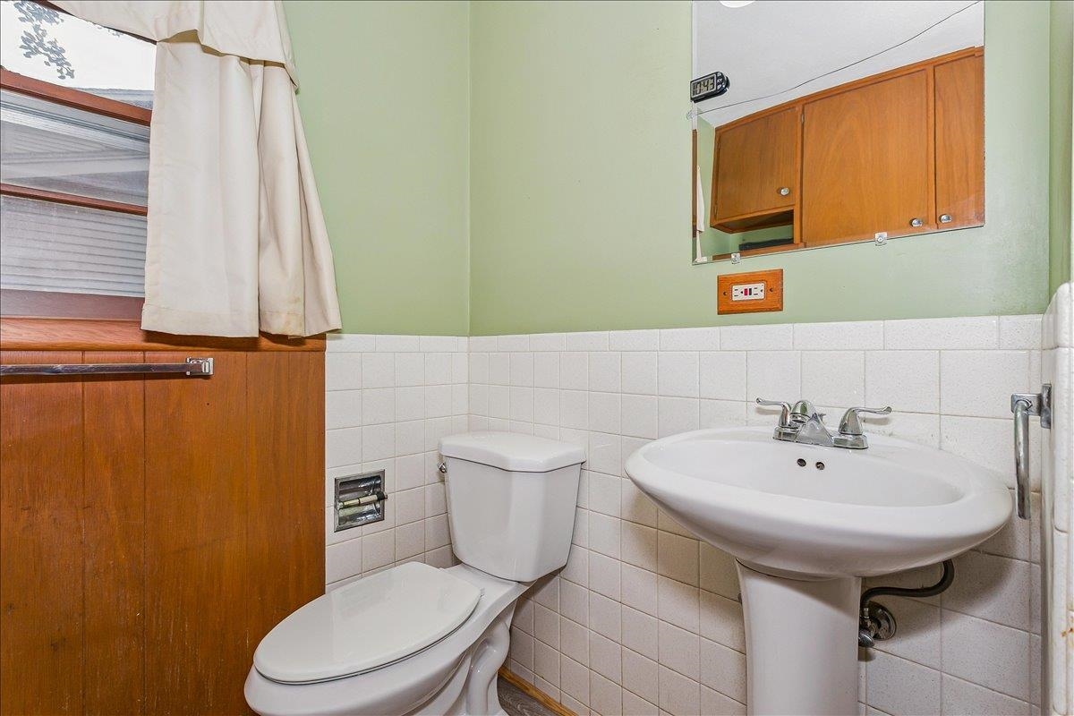 2733 N Dellrose Avenue Wichita KS 67220