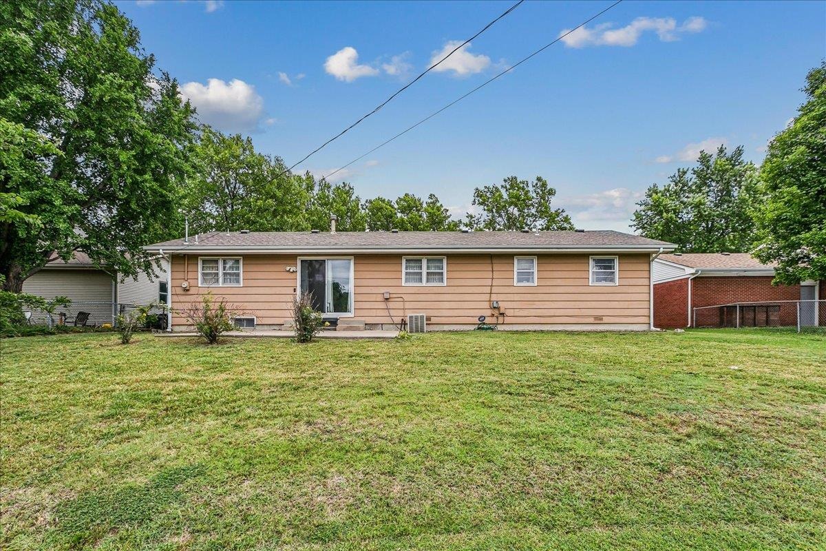 2733 N Dellrose Avenue Wichita KS 67220