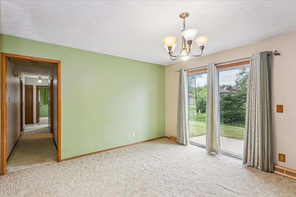 2733 N Dellrose Avenue Wichita KS 67220