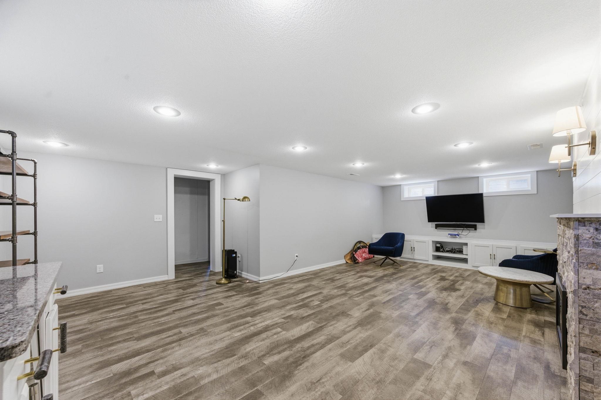 412 S Dellrose Wichita KS 67218