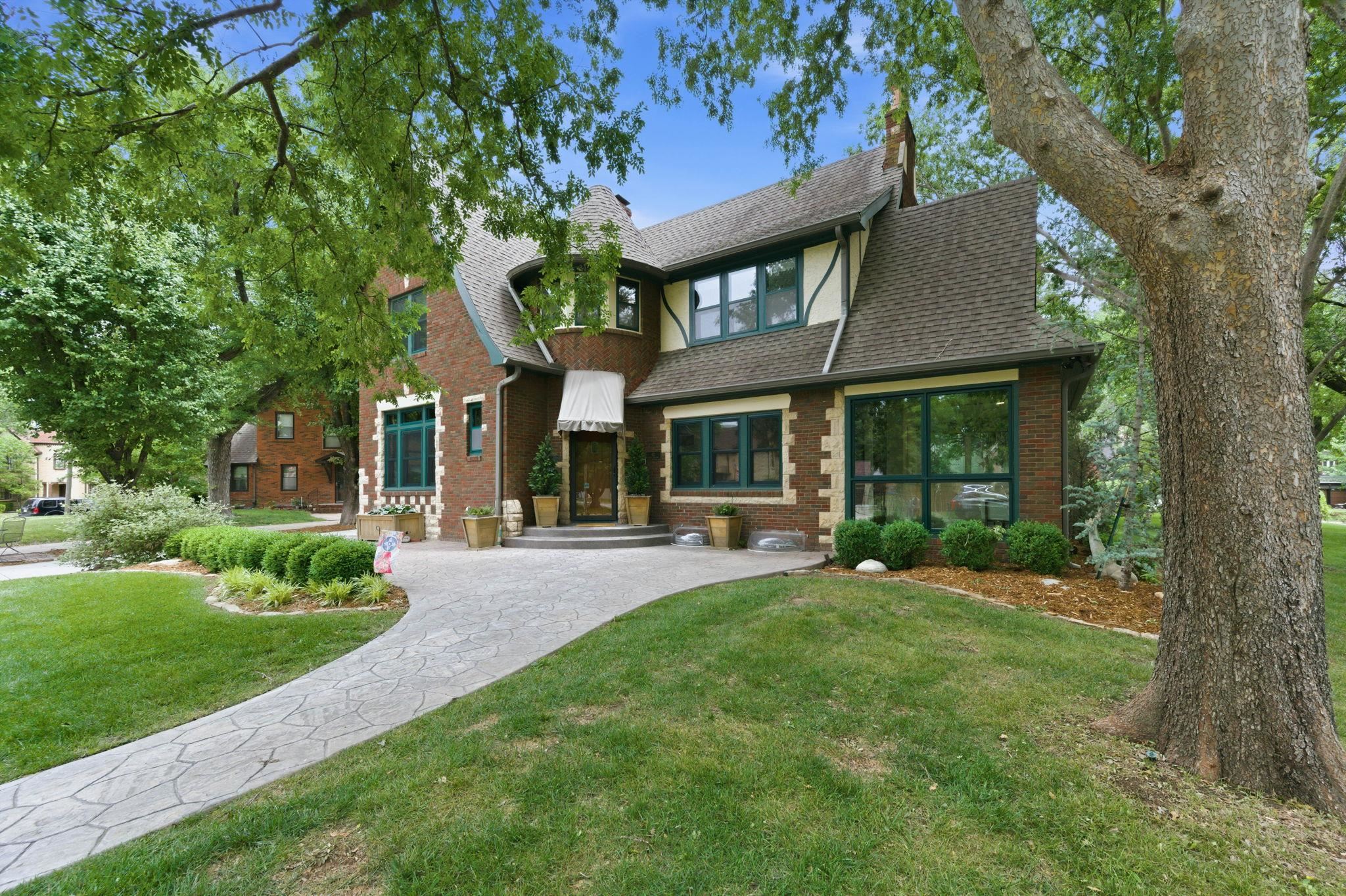 412 S Dellrose Wichita KS 67218