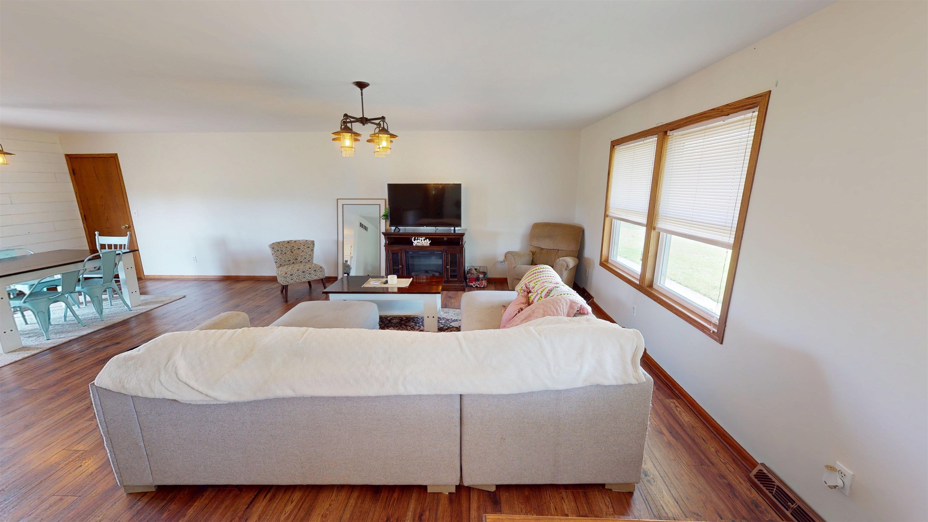 515 W 38th Street Wichita KS 67204