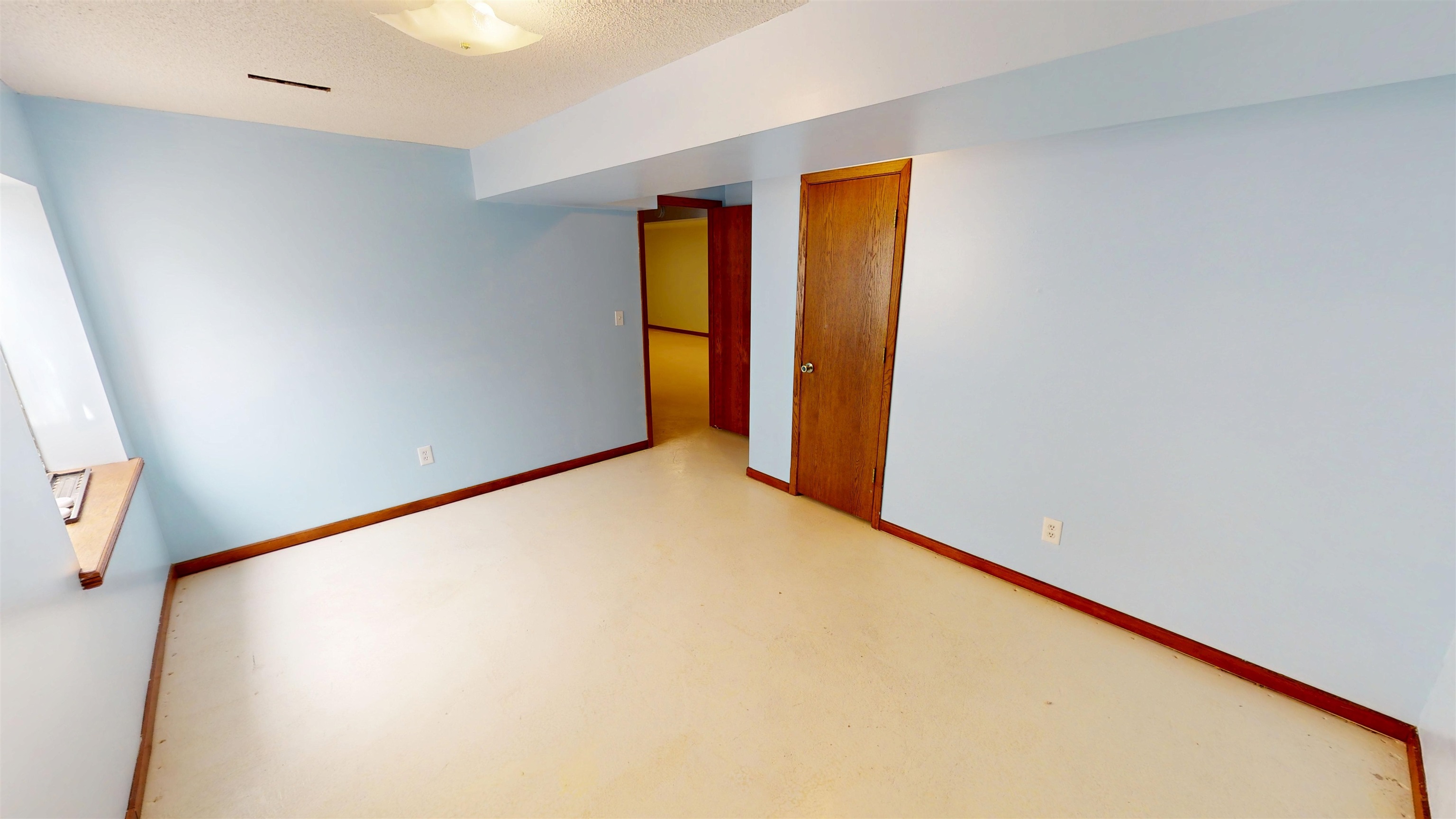 515 W 38th Street Wichita KS 67204