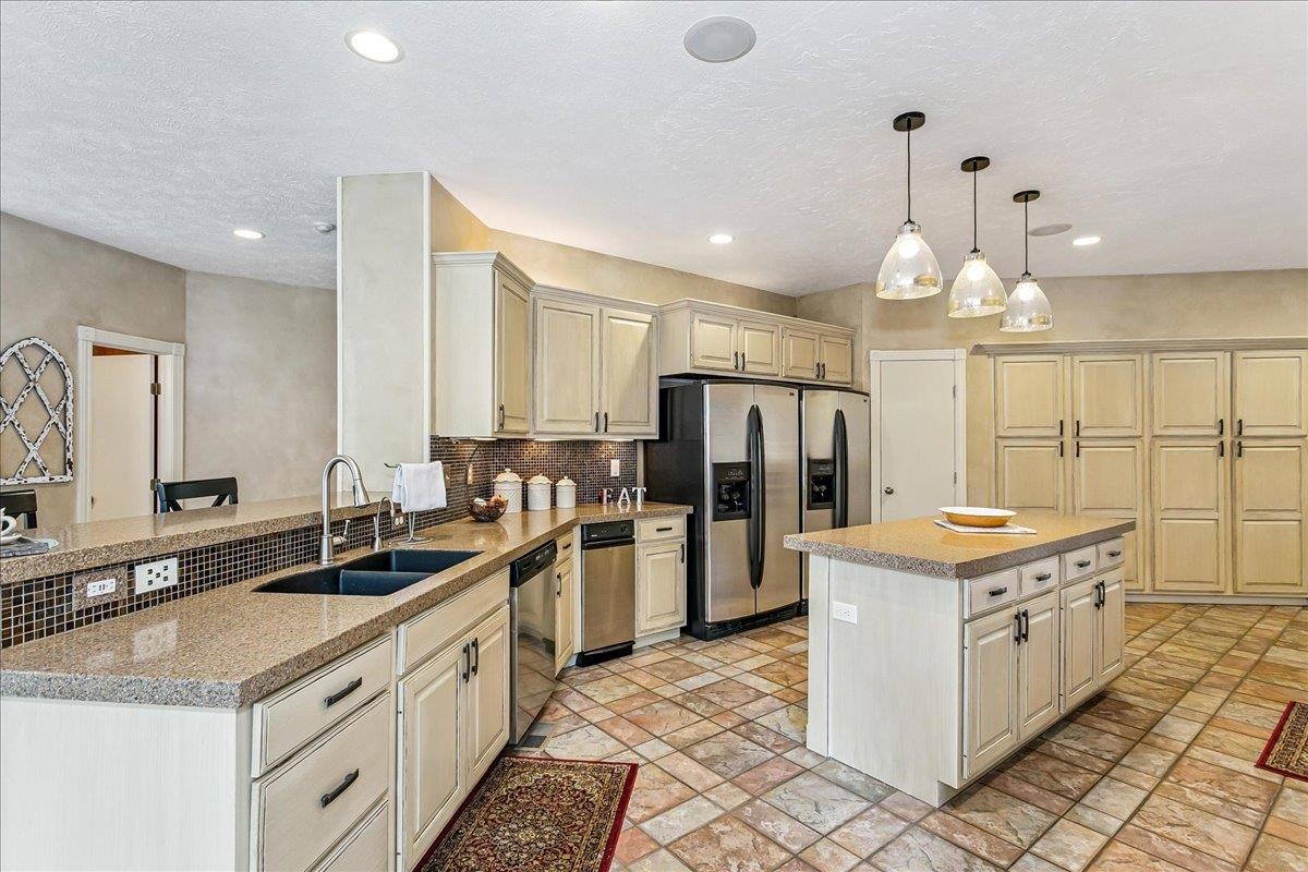 1509 N Freedom Road Wichita KS 67230-7173