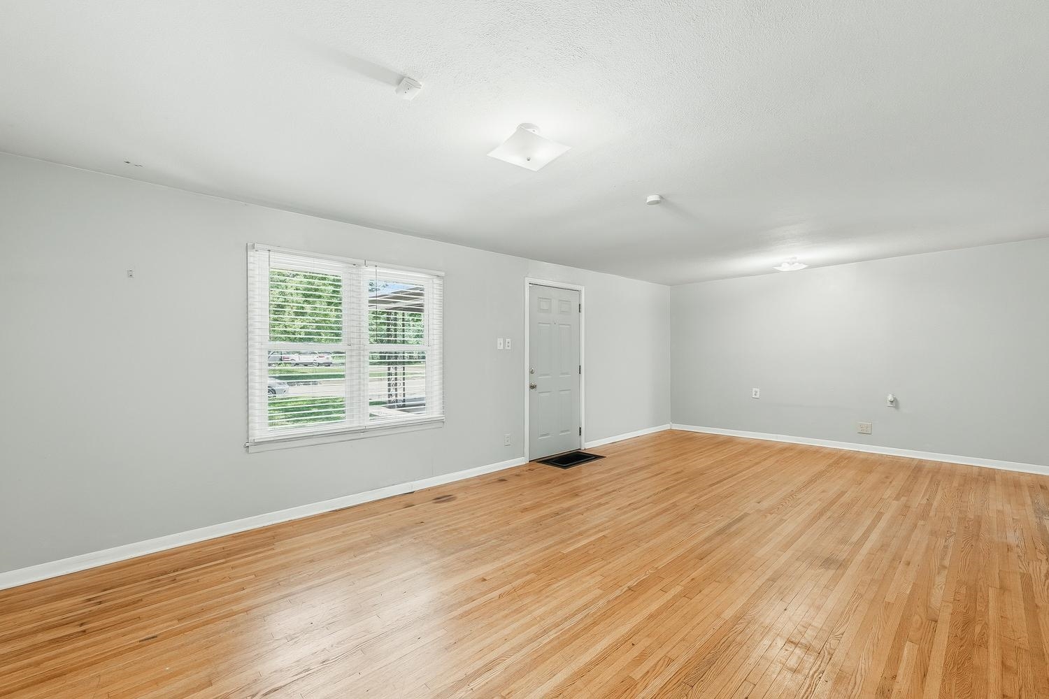 1702 S Greenwood Avenue Wichita KS 67211