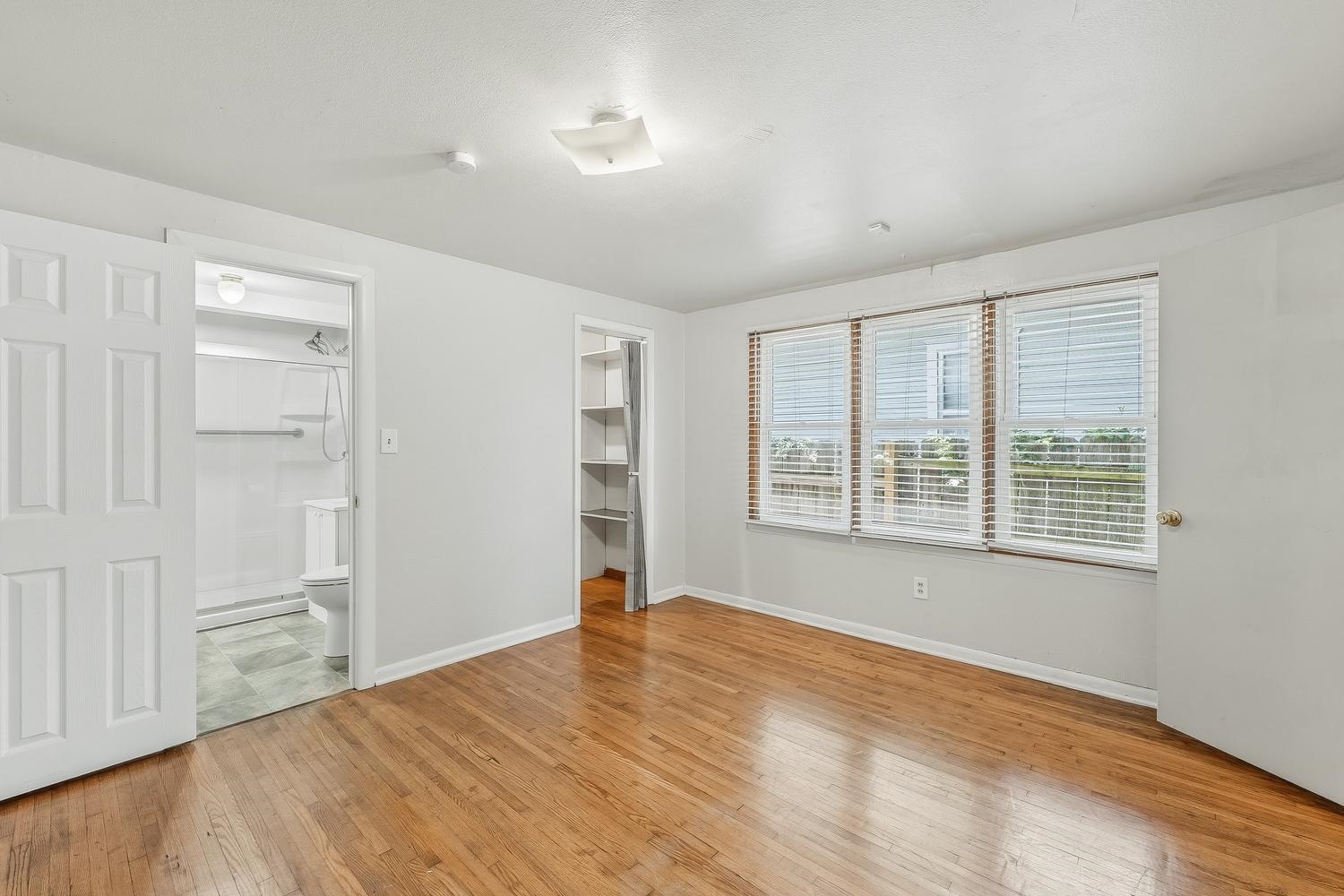 1702 S Greenwood Avenue Wichita KS 67211