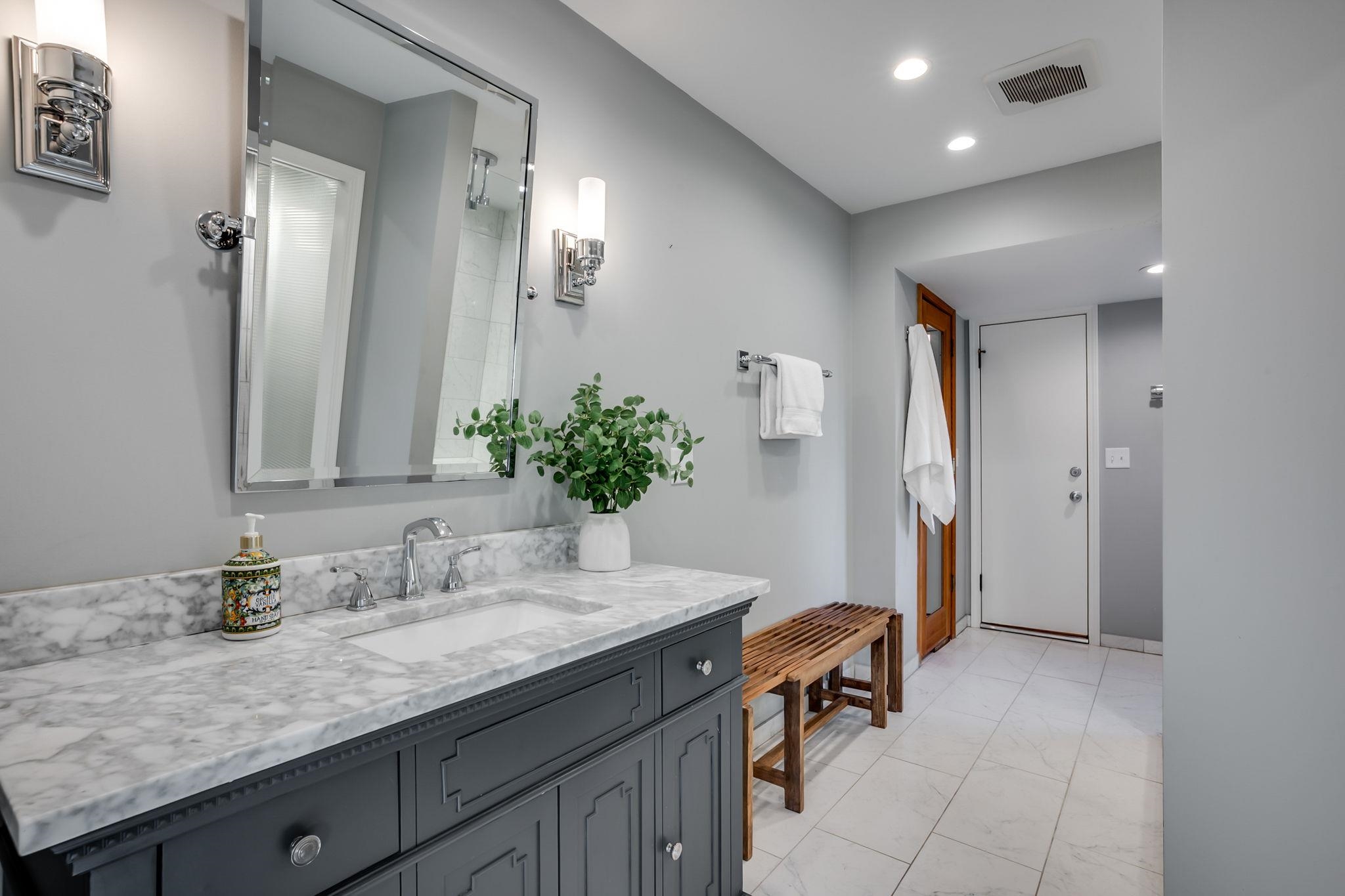 8720 E Overbrook Street Wichita KS 67206
