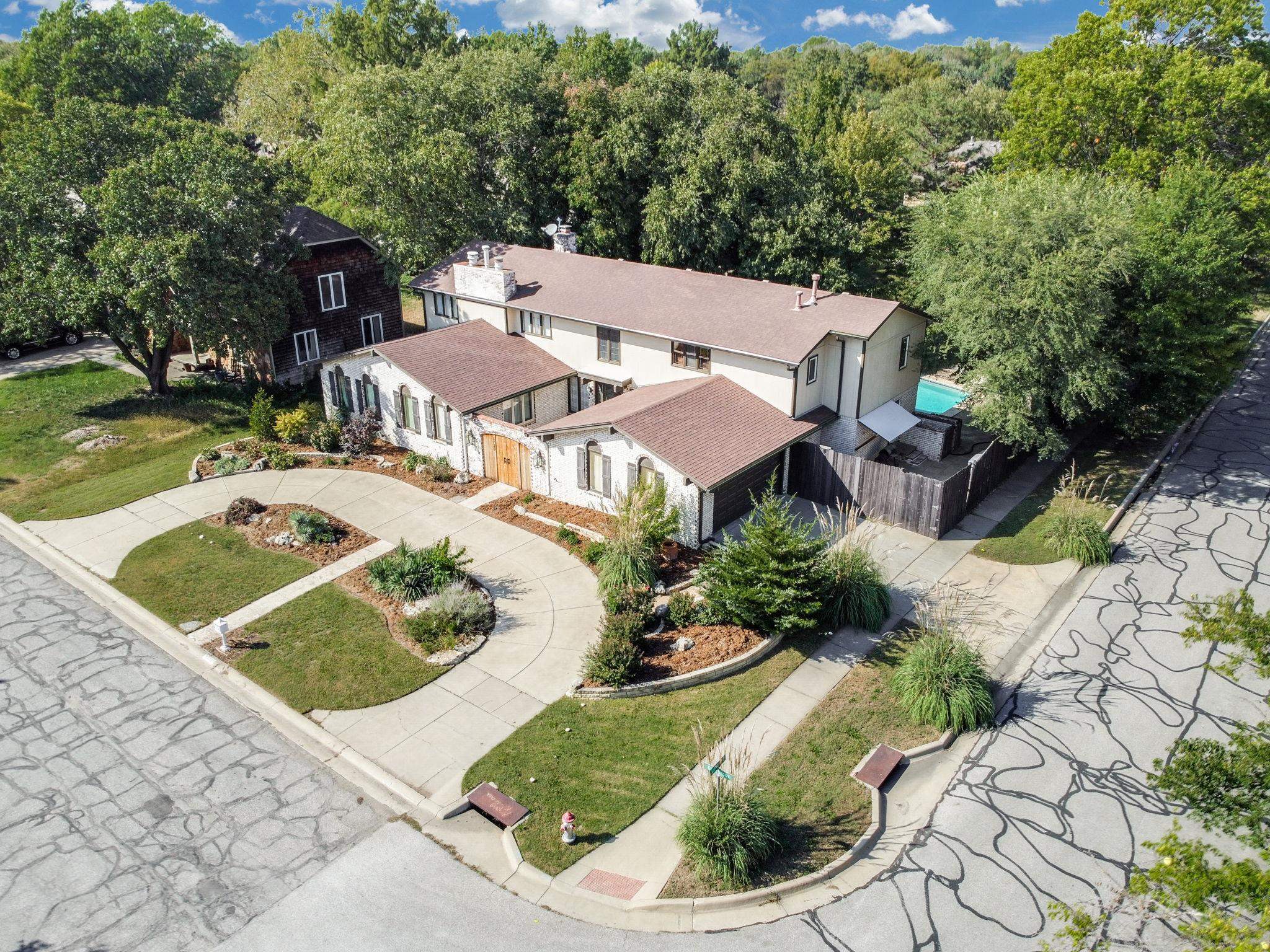 8720 E Overbrook Street Wichita KS 67206