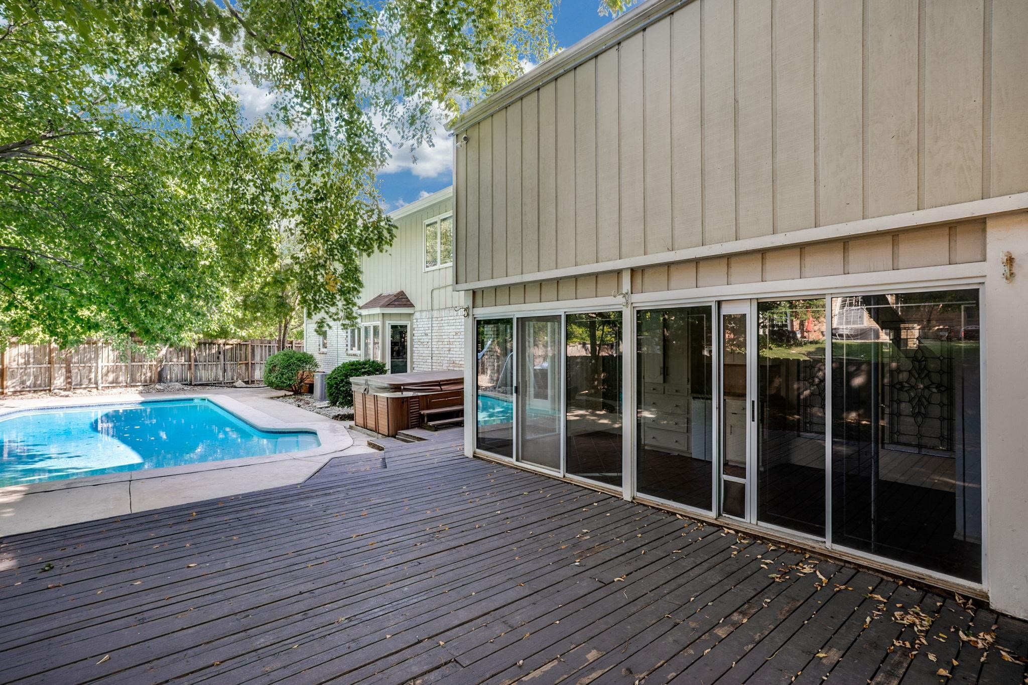 8720 E Overbrook Street Wichita KS 67206