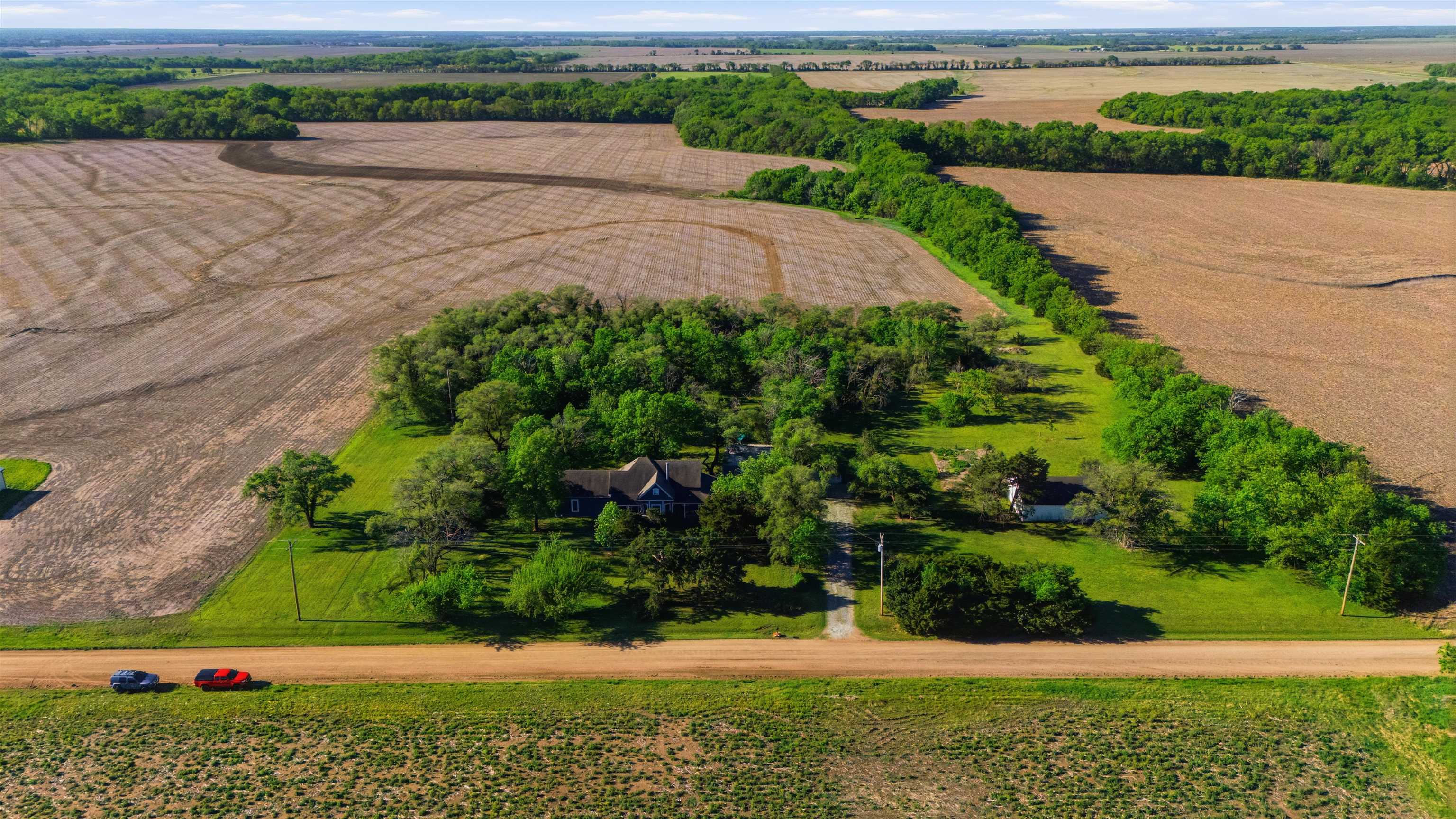 13705 E 117th Street N Valley Center KS 67147