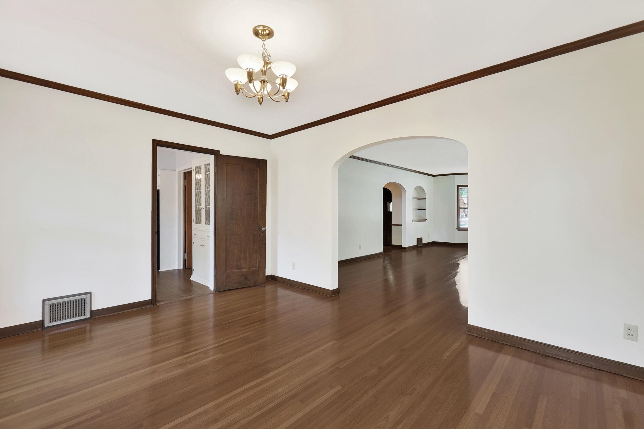 208 N Parkwood Lane Wichita KS 67208