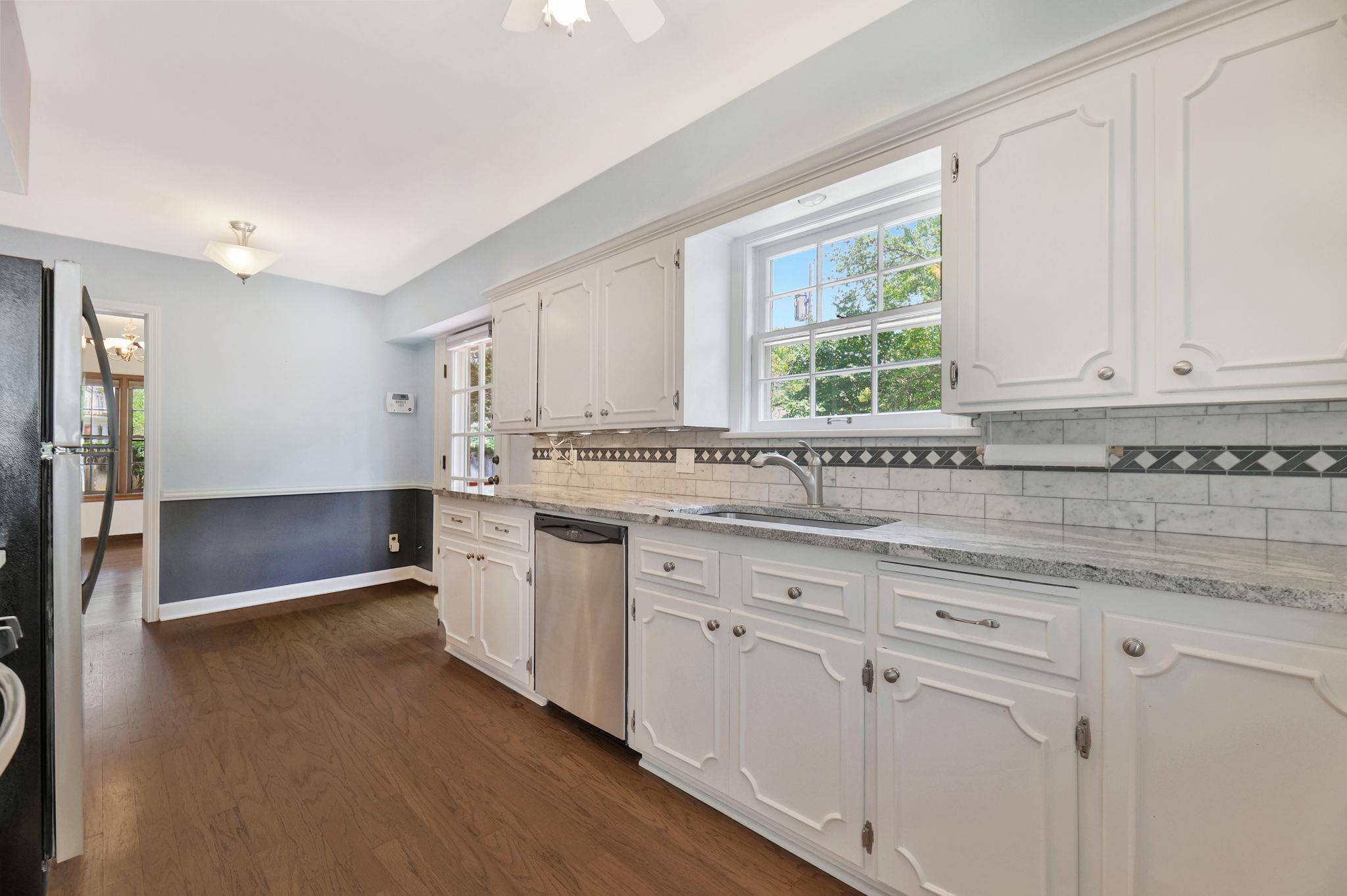 208 N Parkwood Lane Wichita KS 67208
