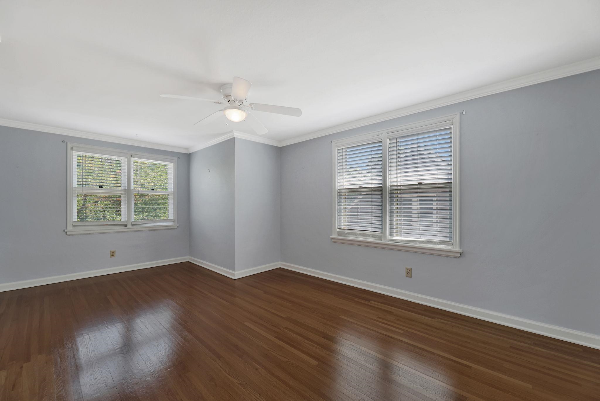208 N Parkwood Lane Wichita KS 67208