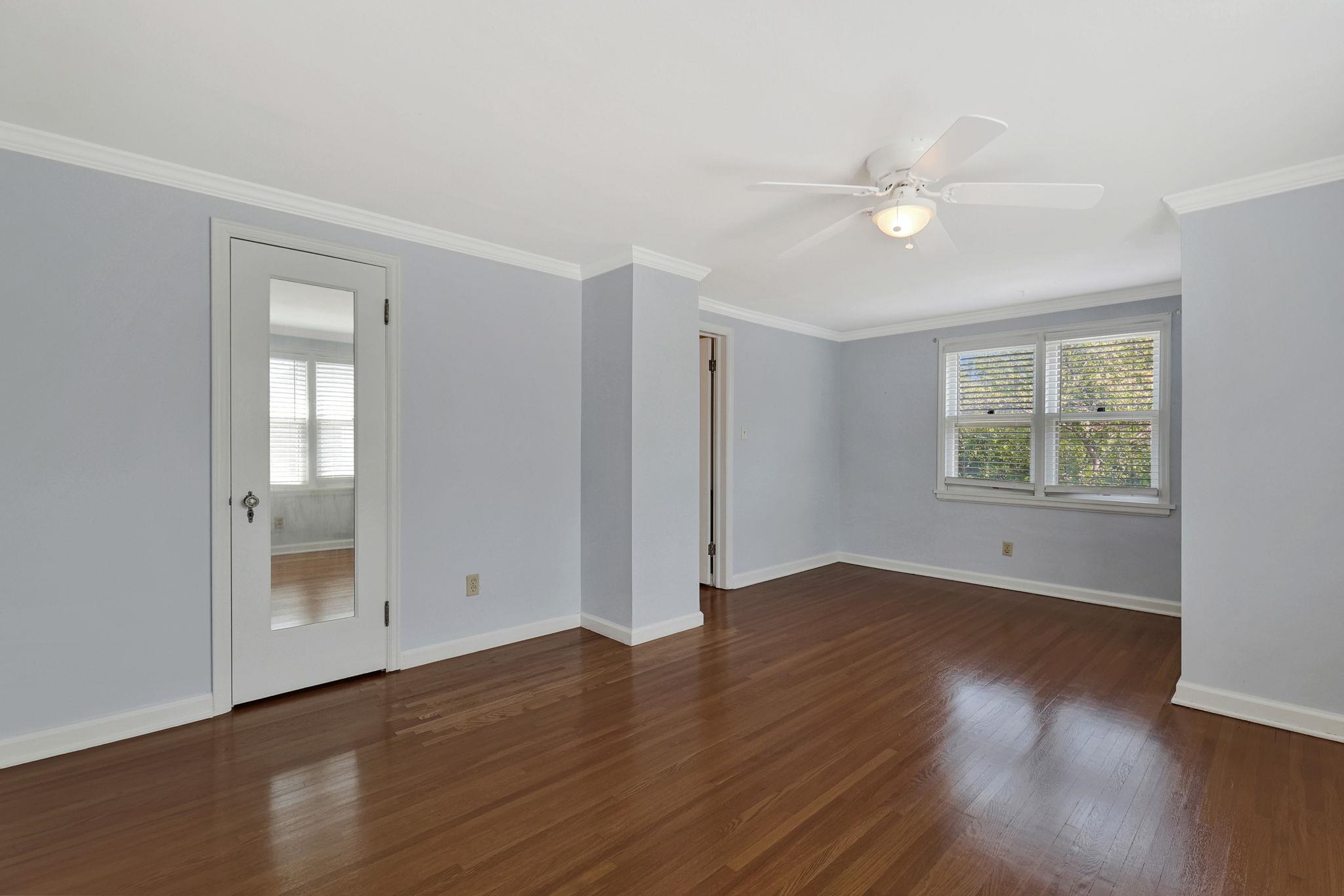 208 N Parkwood Lane Wichita KS 67208
