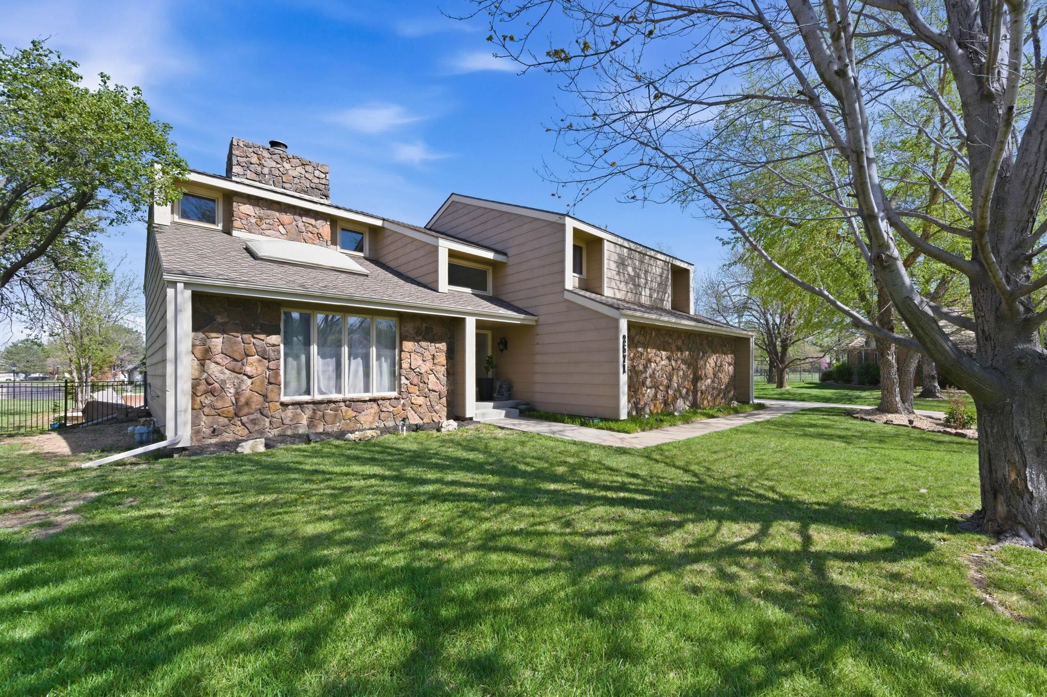 2571 N Greenleaf Court Wichita KS 67226