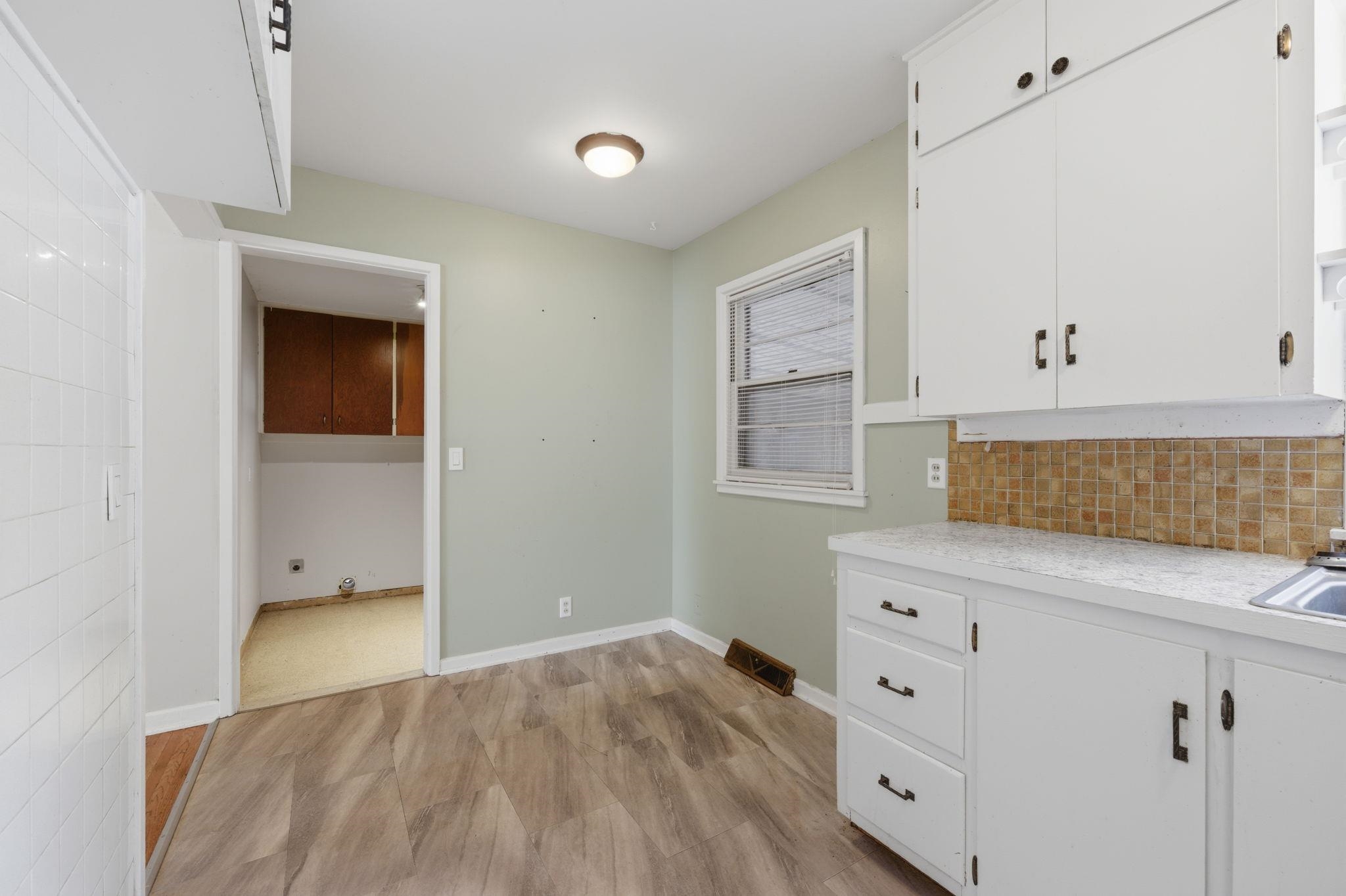 1202 E Del Mar Street Wichita KS 67216