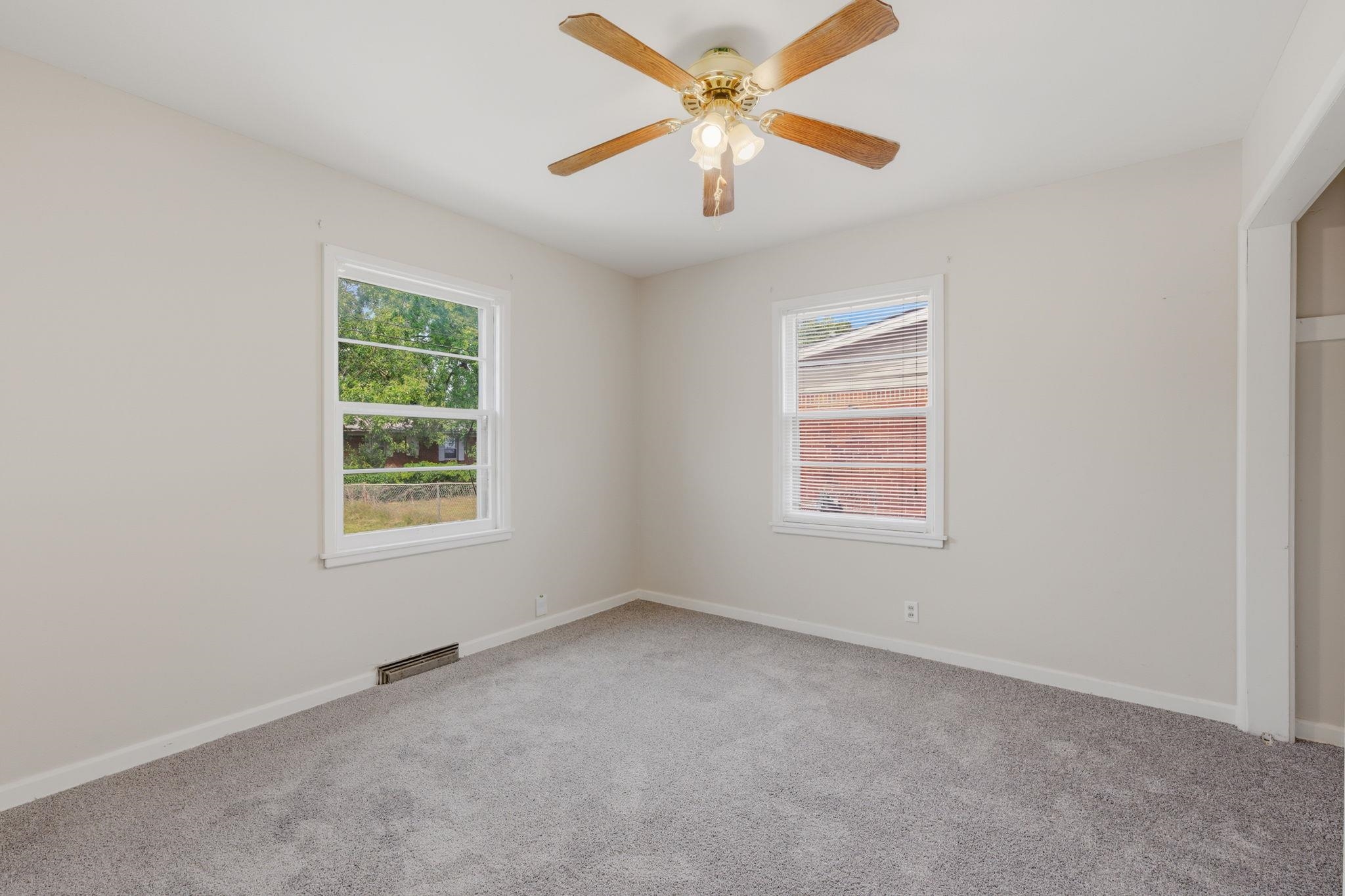 1202 E Del Mar Street Wichita KS 67216