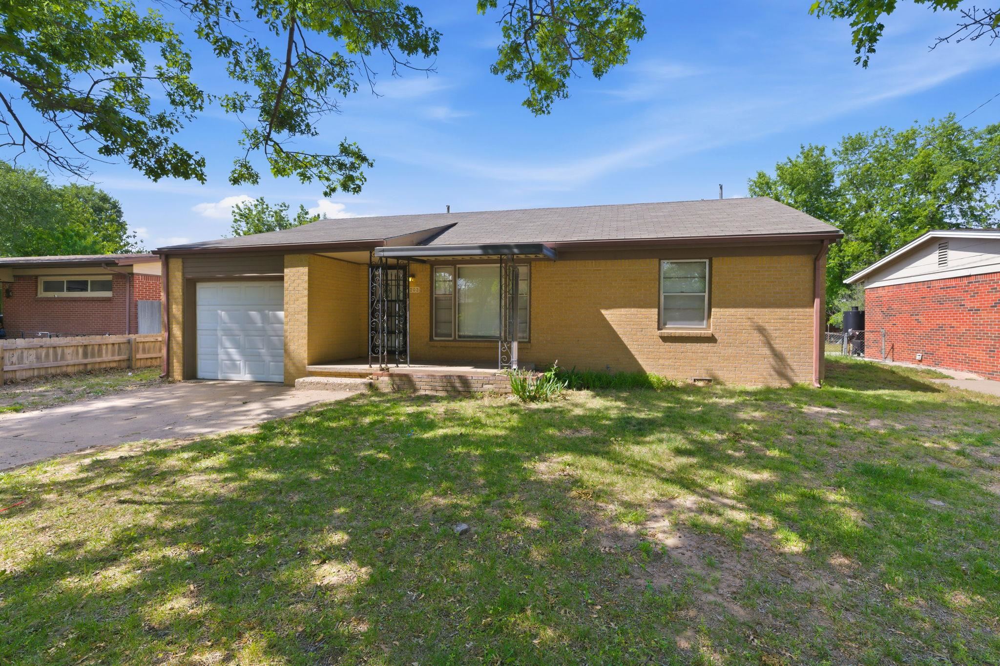 1202 E Del Mar Street Wichita KS 67216