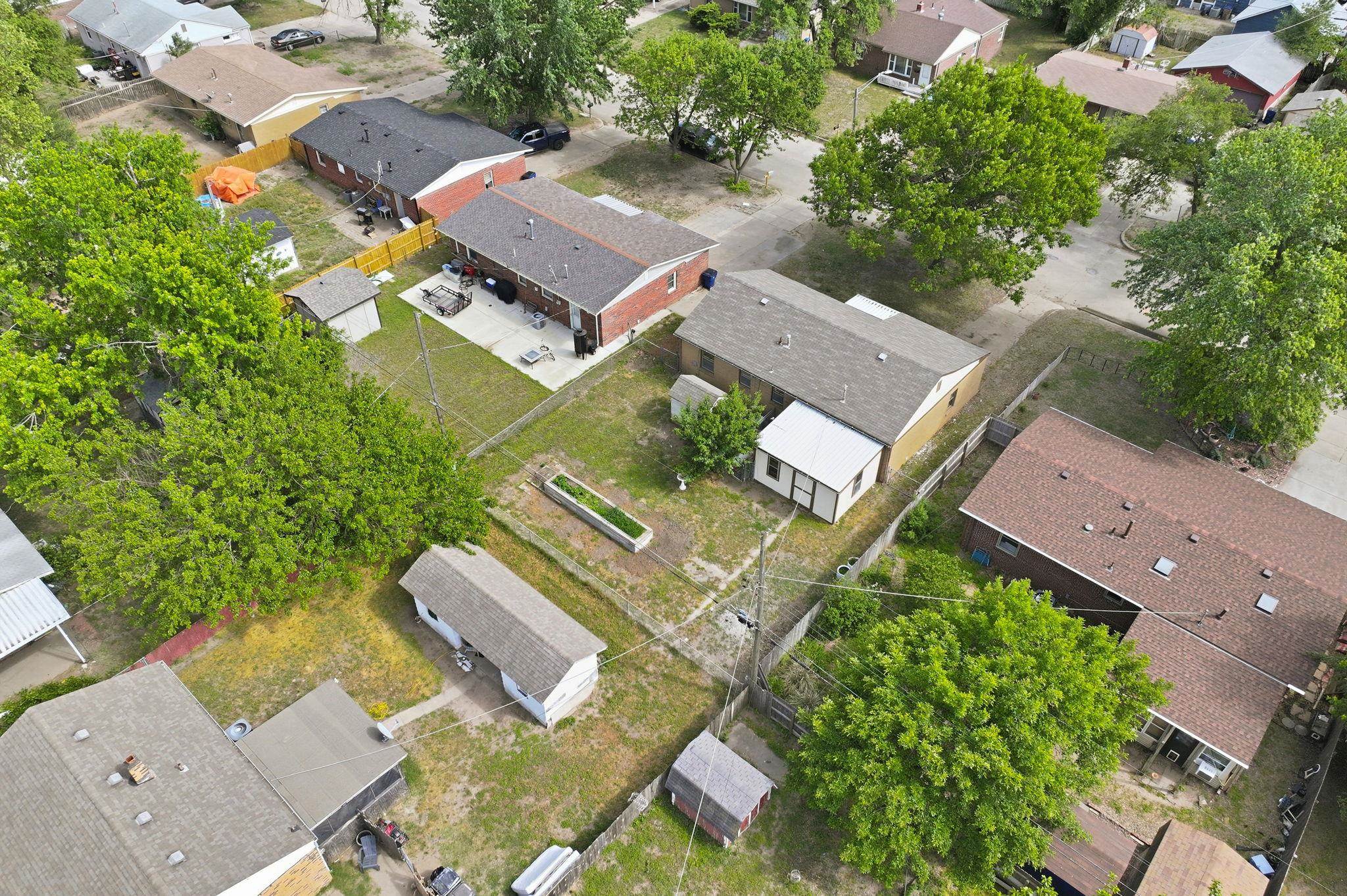 1202 E Del Mar Street Wichita KS 67216