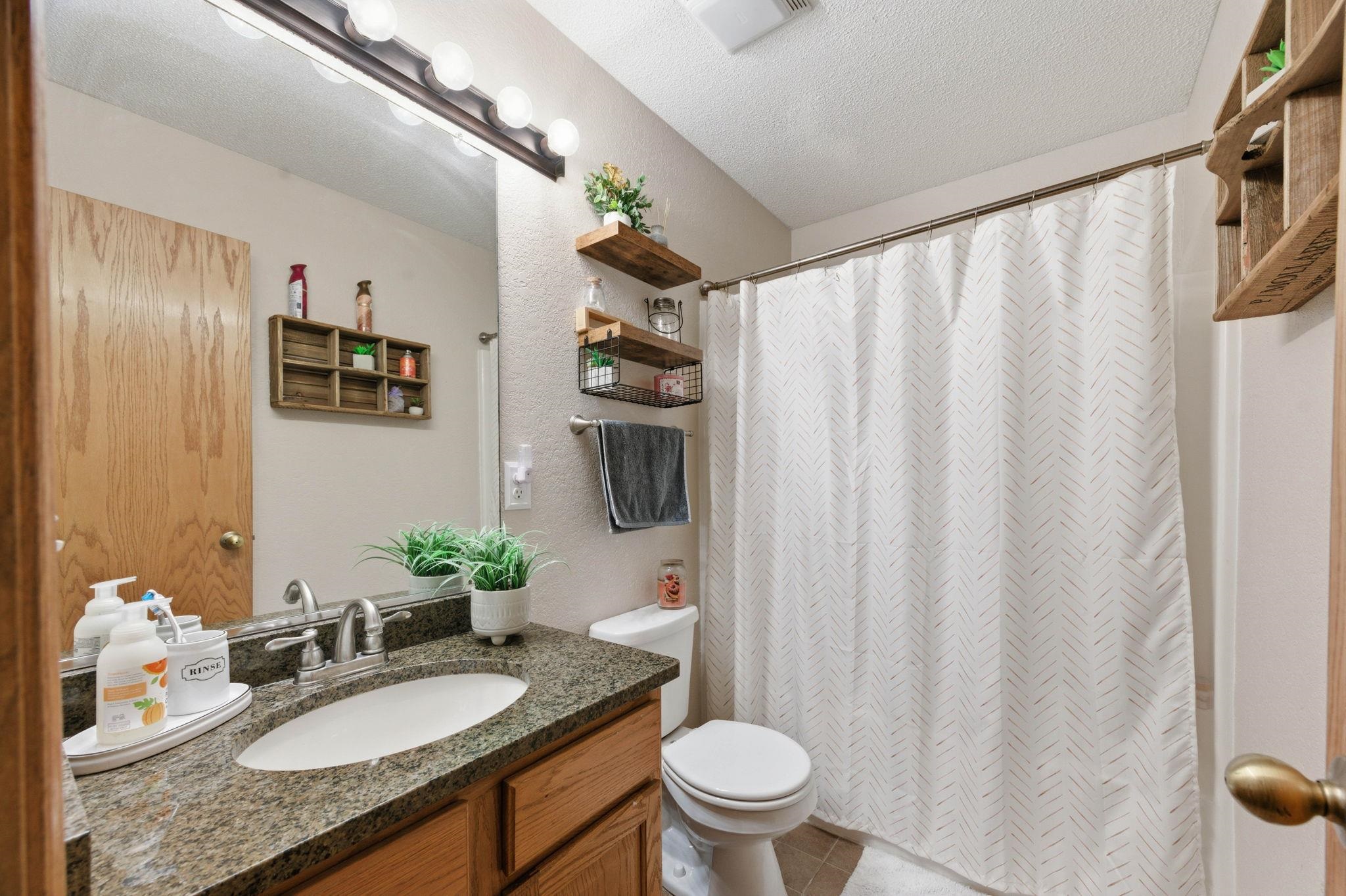 849 S Sunset Circle Andover KS 67002