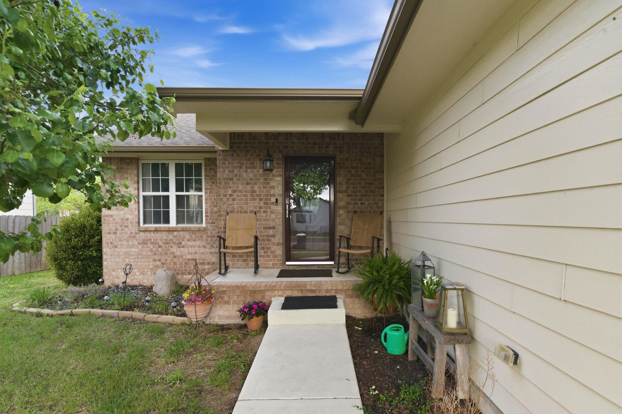 849 S Sunset Circle Andover KS 67002