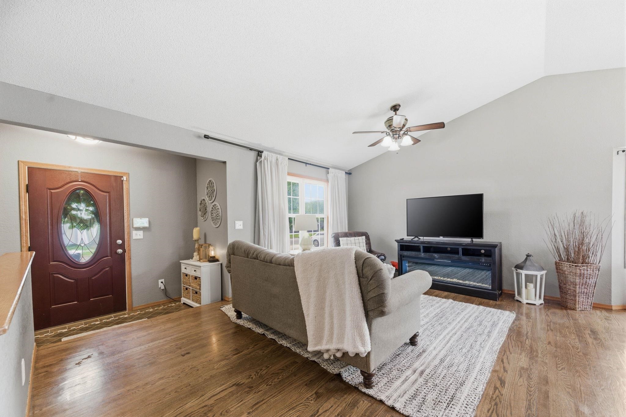 849 S Sunset Circle Andover KS 67002