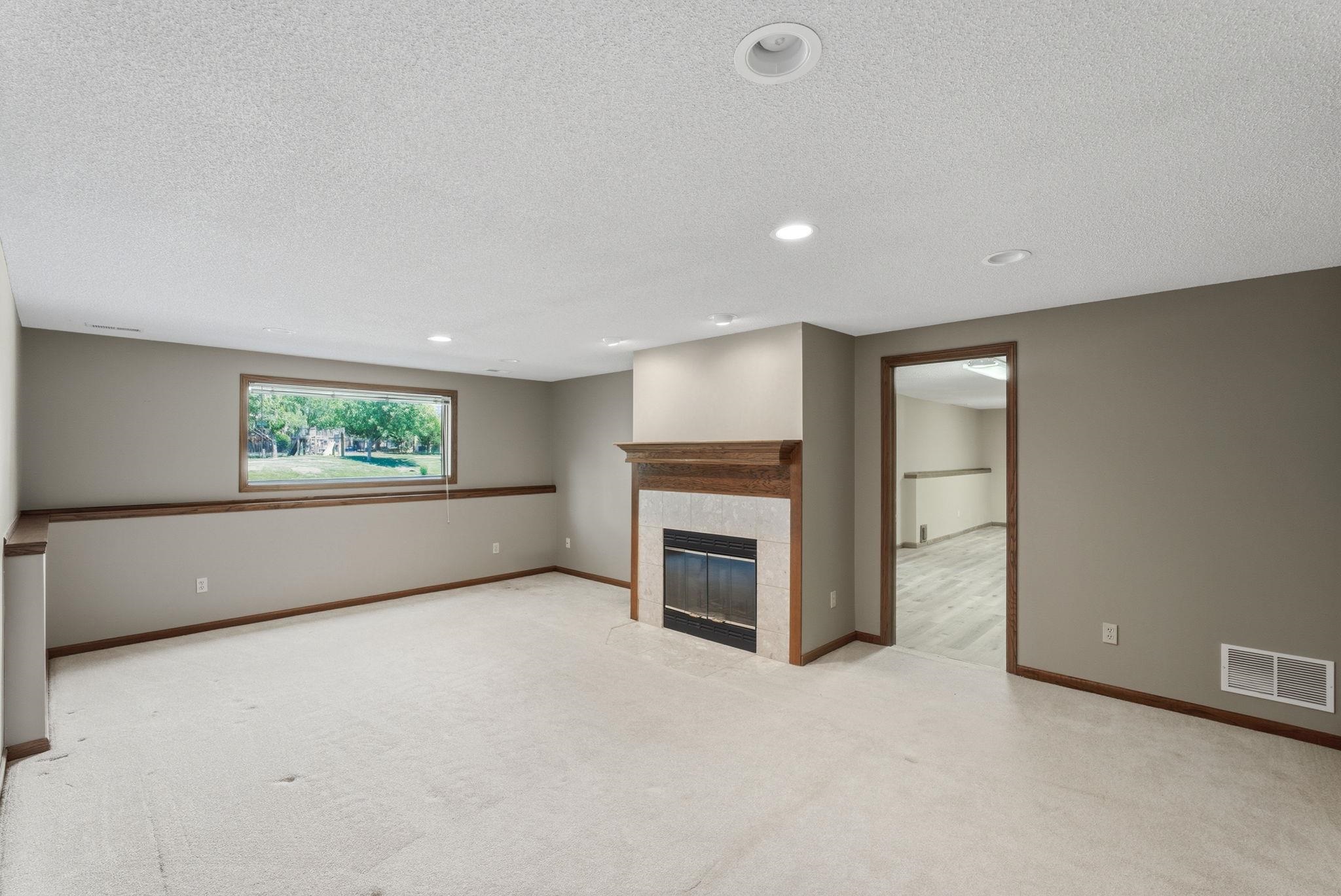 9406 E Lakepoint Drive Wichita KS 67226