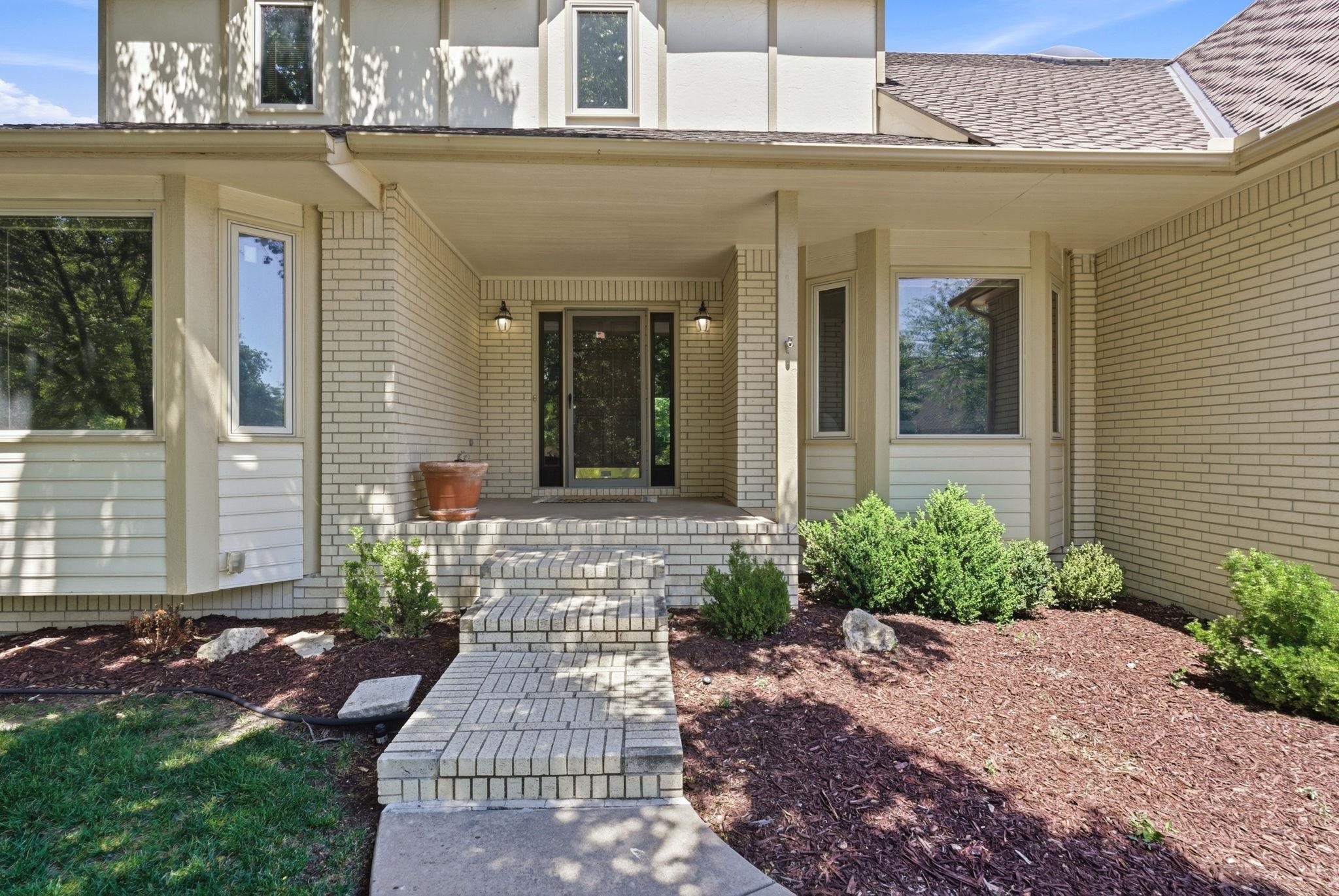 9406 E Lakepoint Drive Wichita KS 67226