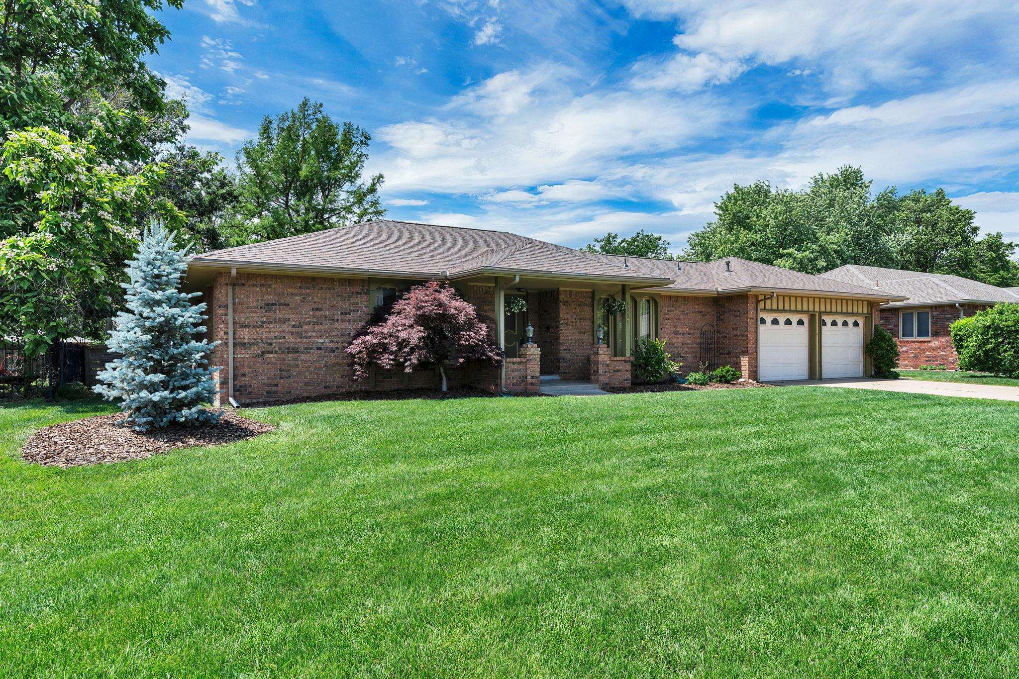 1557 N Caddy Lane Wichita KS 67212-1235