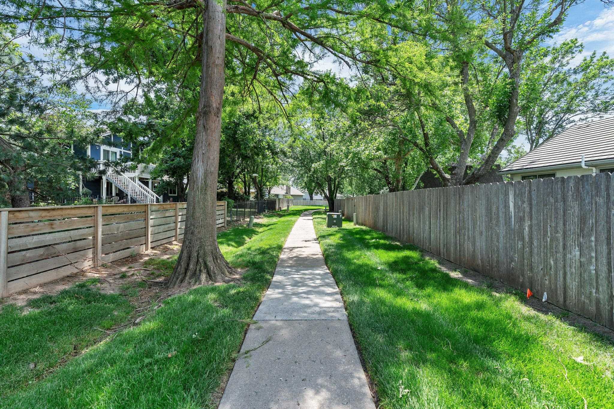 1557 N Caddy Lane Wichita KS 67212-1235