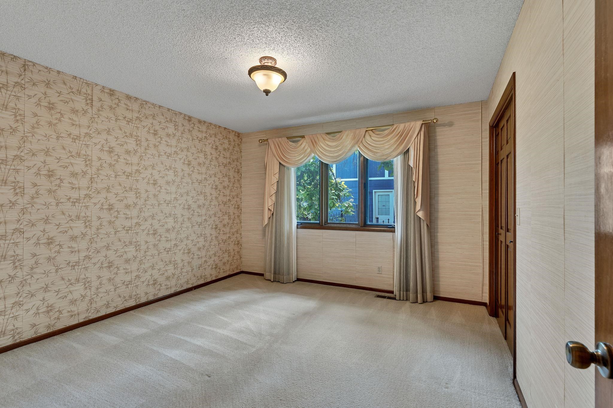 1557 N Caddy Lane Wichita KS 67212-1235