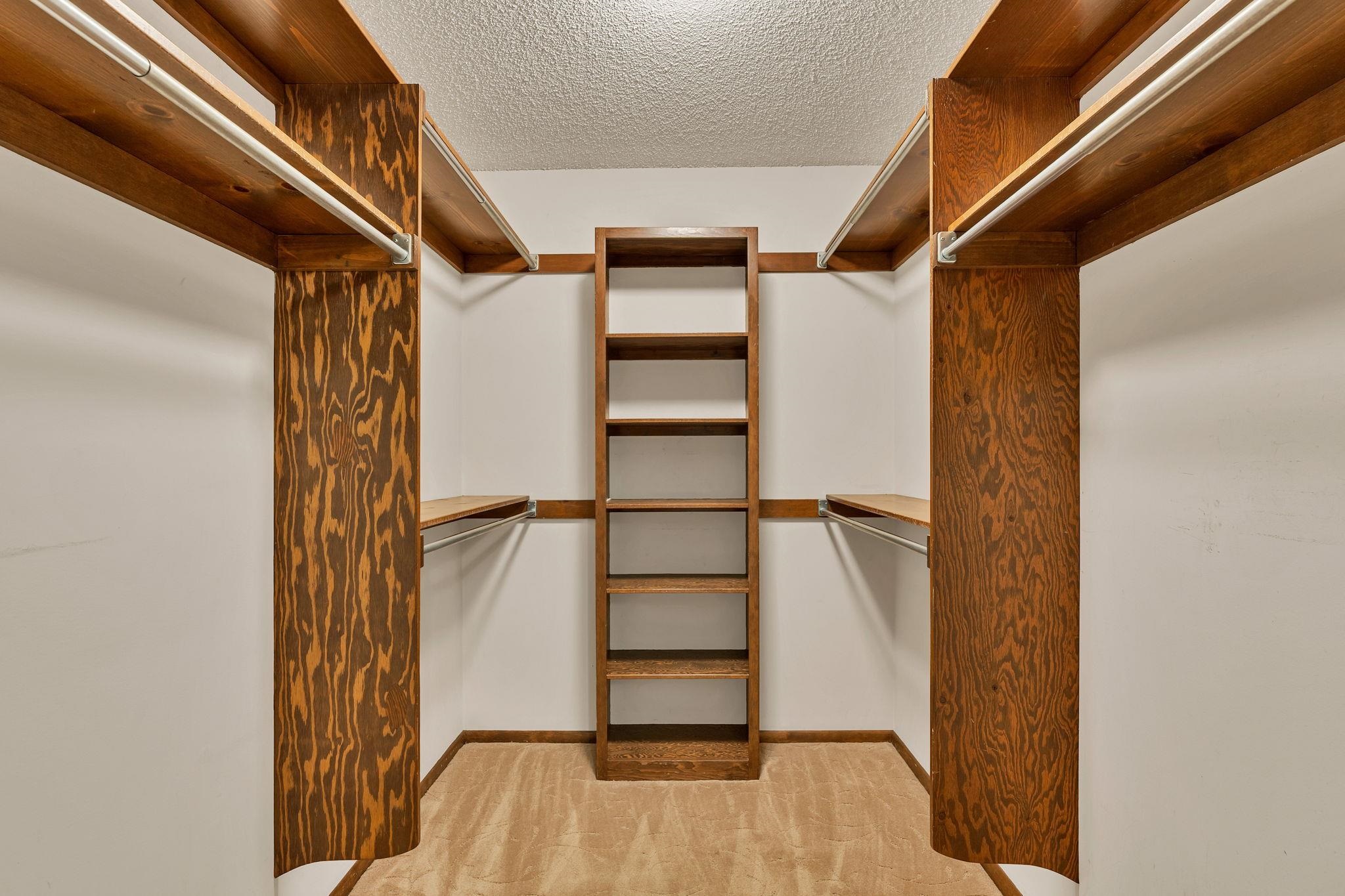 1557 N Caddy Lane Wichita KS 67212-1235