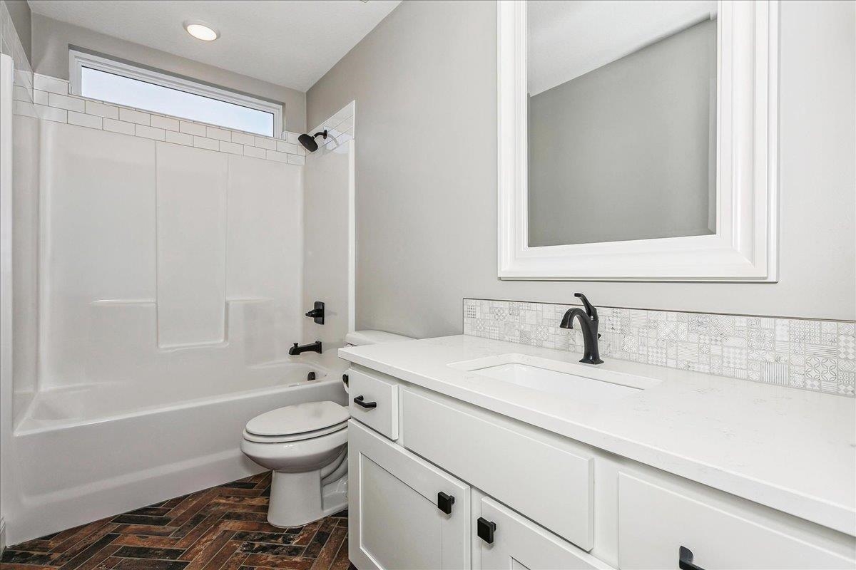 744 S Glen Wood Court Wichita KS 67230