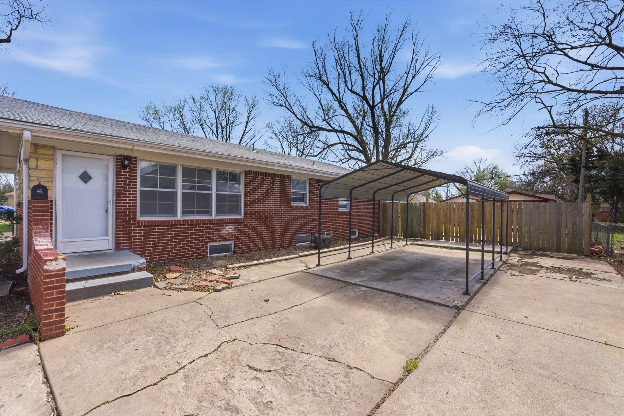 7903 E Indianapolis Street Wichita KS 67207