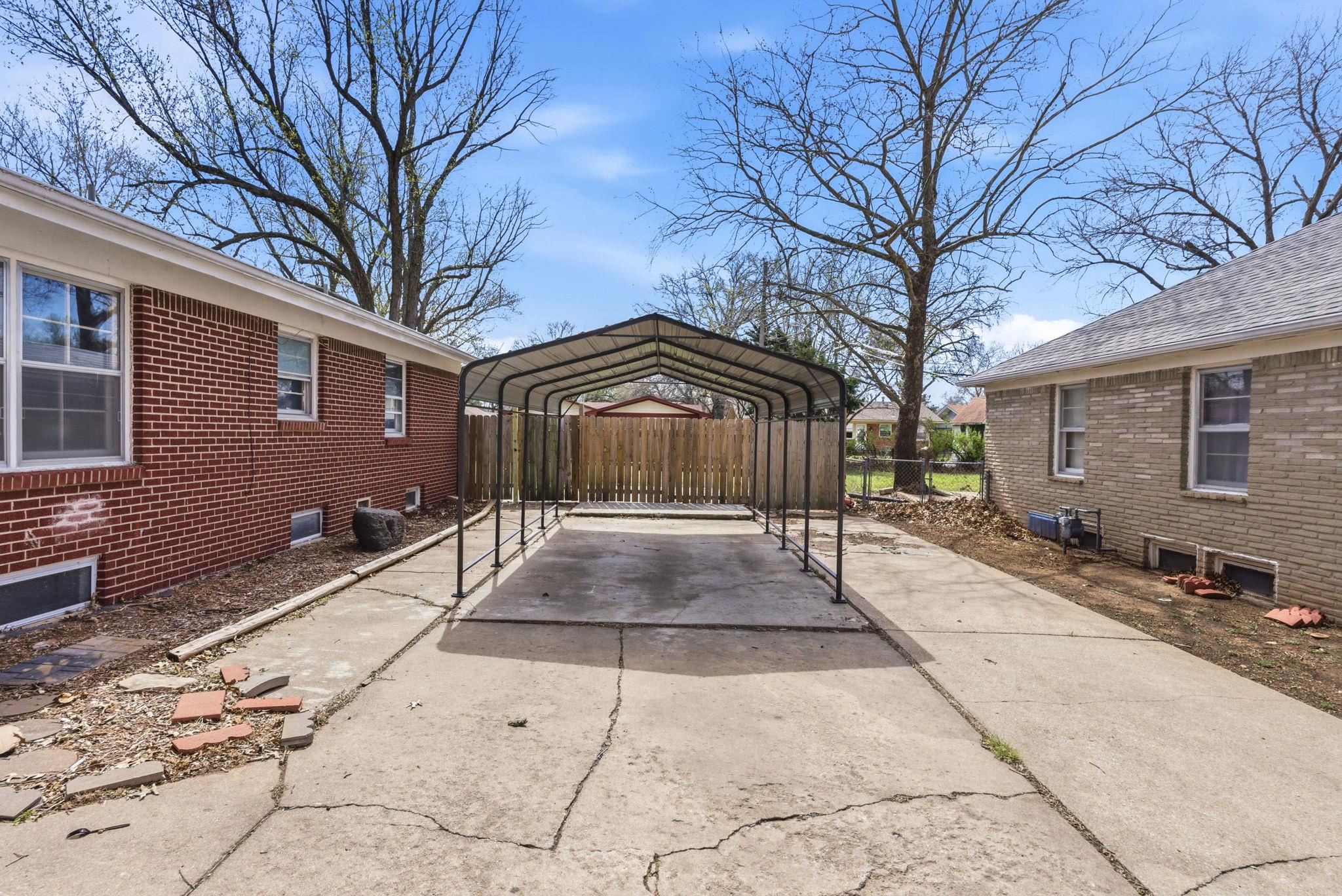 7903 E Indianapolis Street Wichita KS 67207