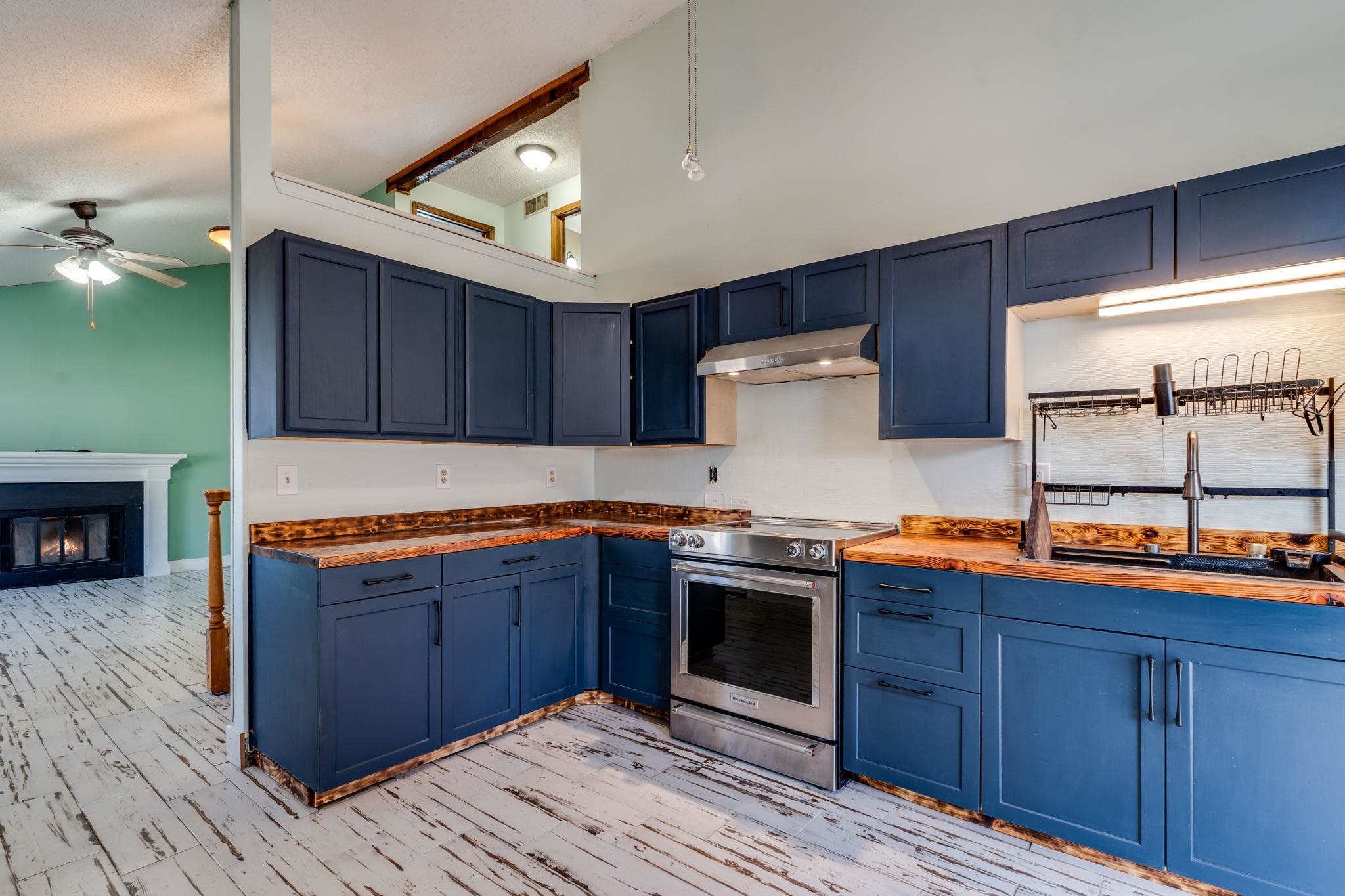 2048 N Forest Park Street Derby KS 67037