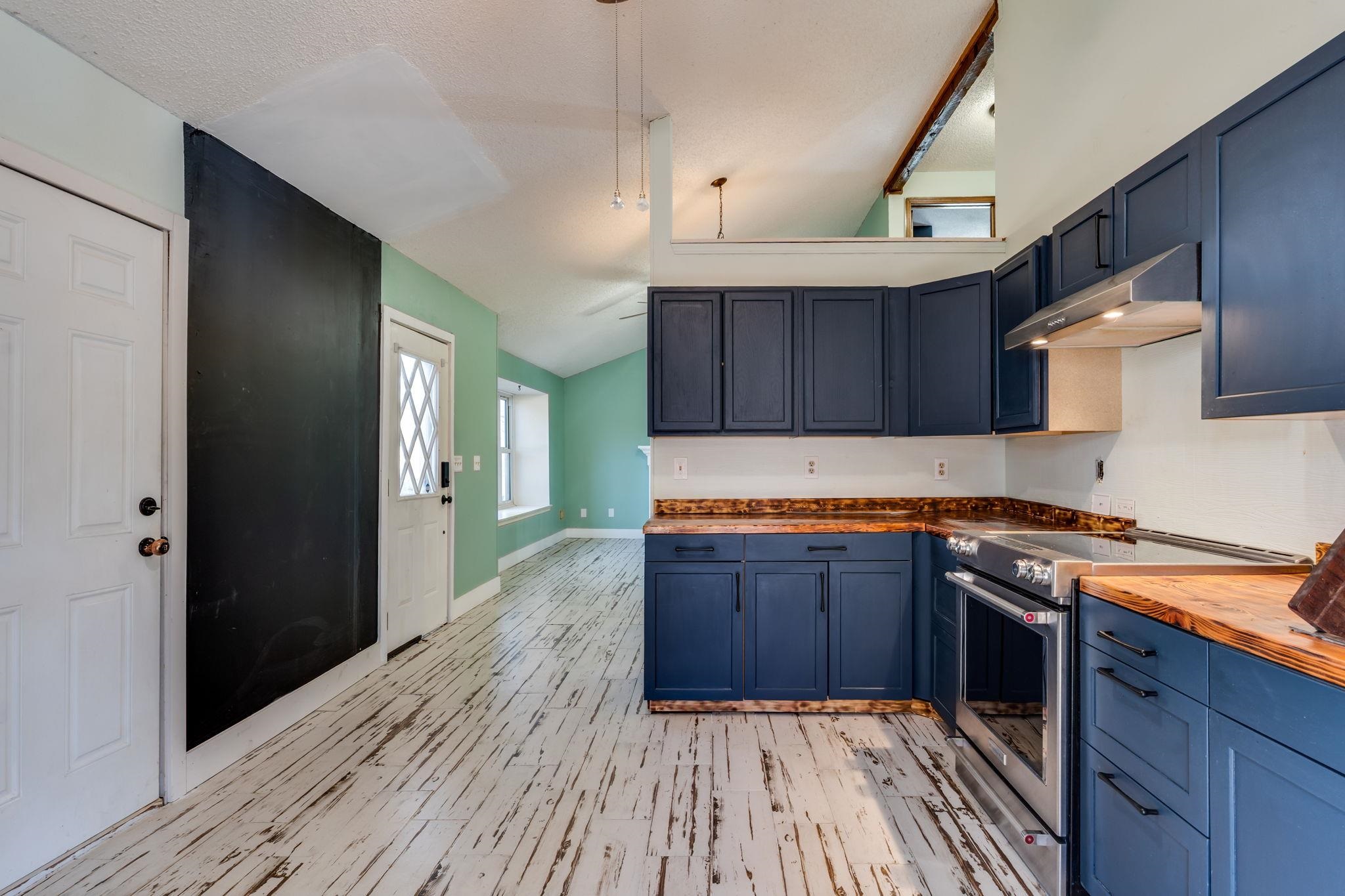 2048 N Forest Park Street Derby KS 67037