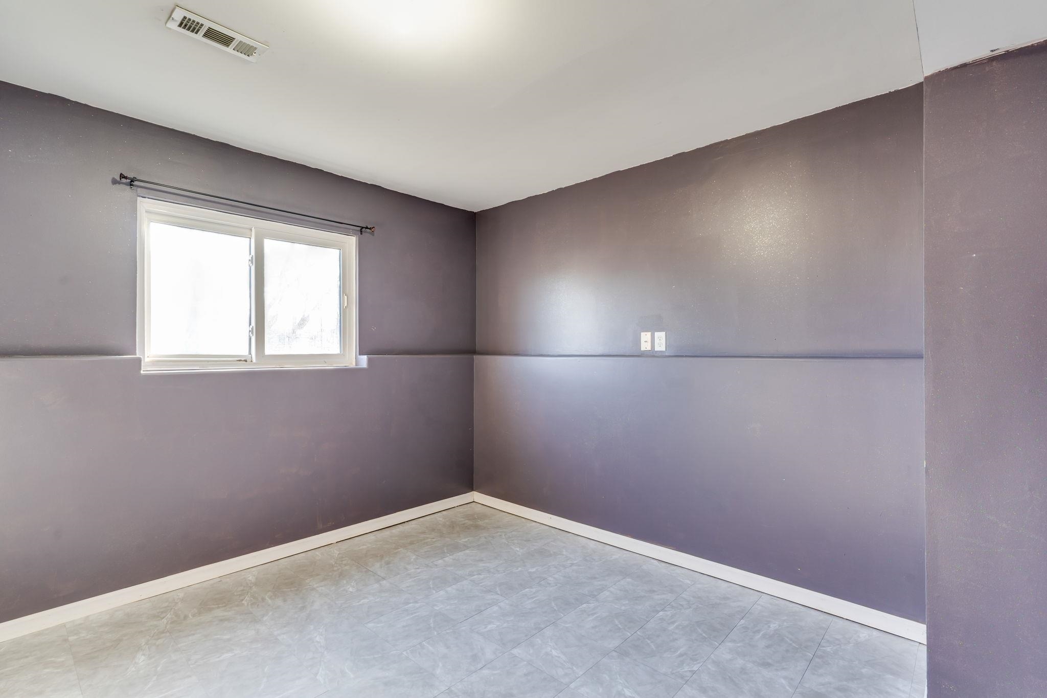 2048 N Forest Park Street Derby KS 67037