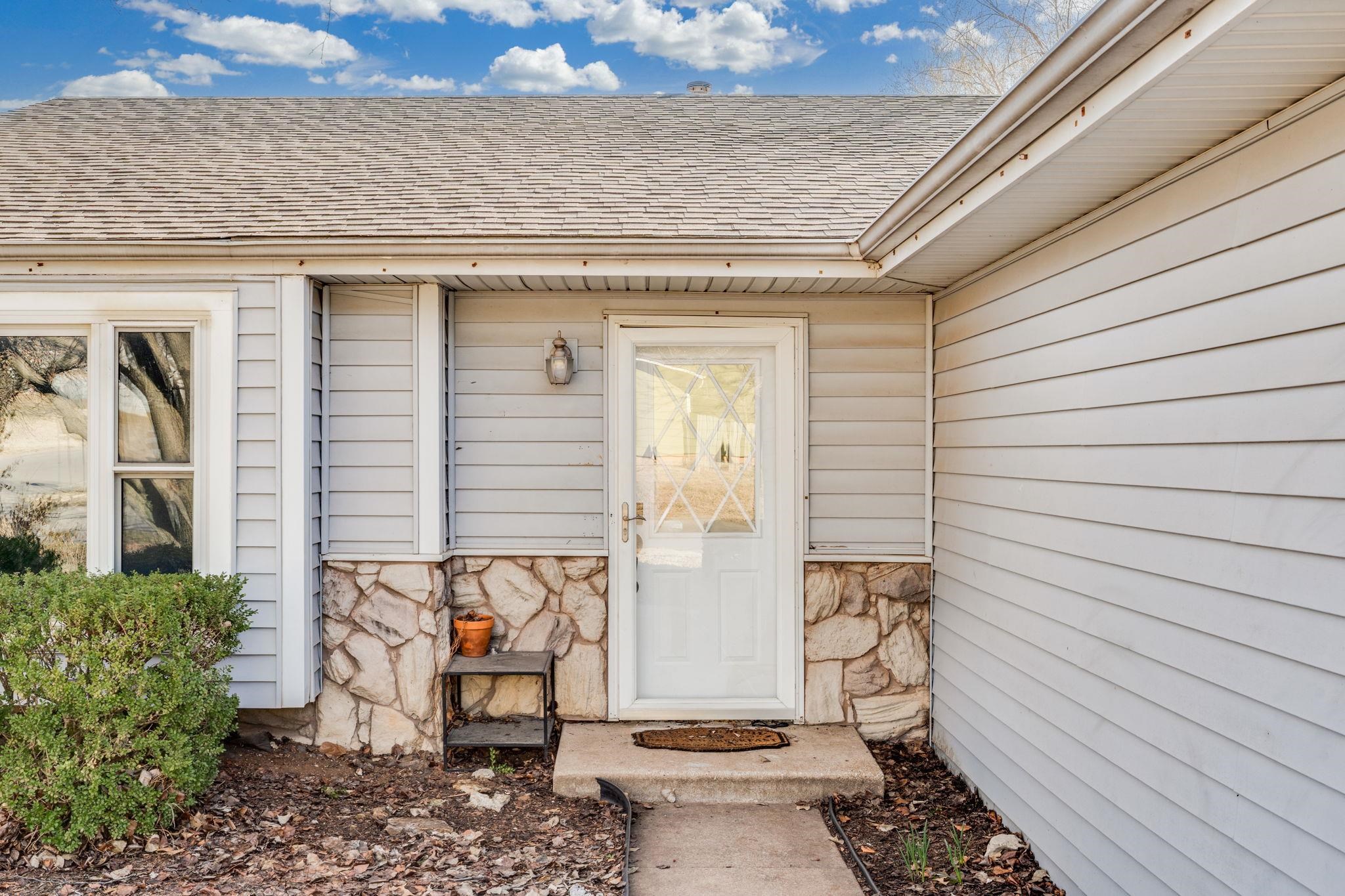 2048 N Forest Park Street Derby KS 67037