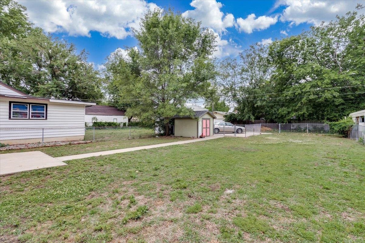 823 S Erie Wichita KS 67211