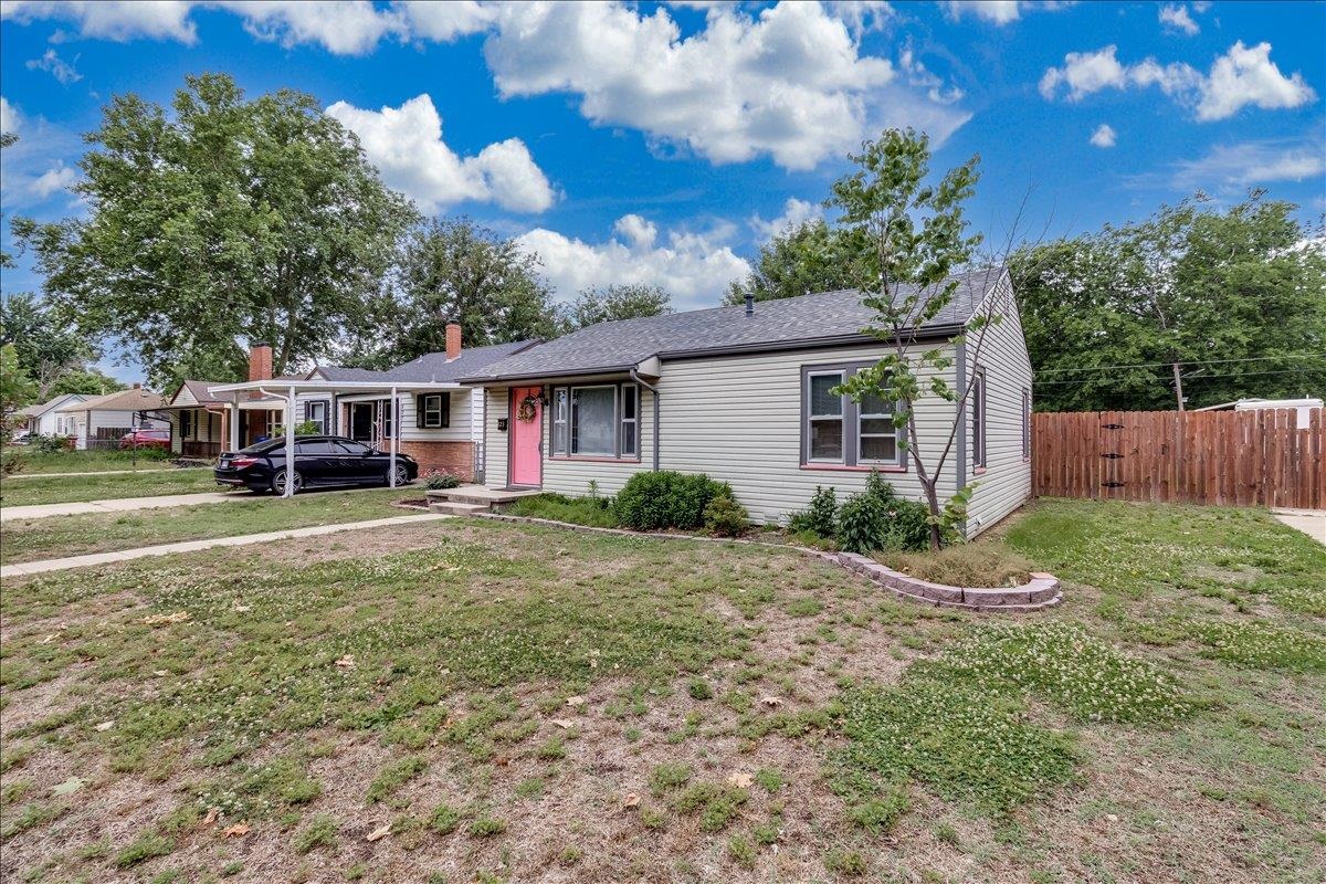 823 S Erie Wichita KS 67211